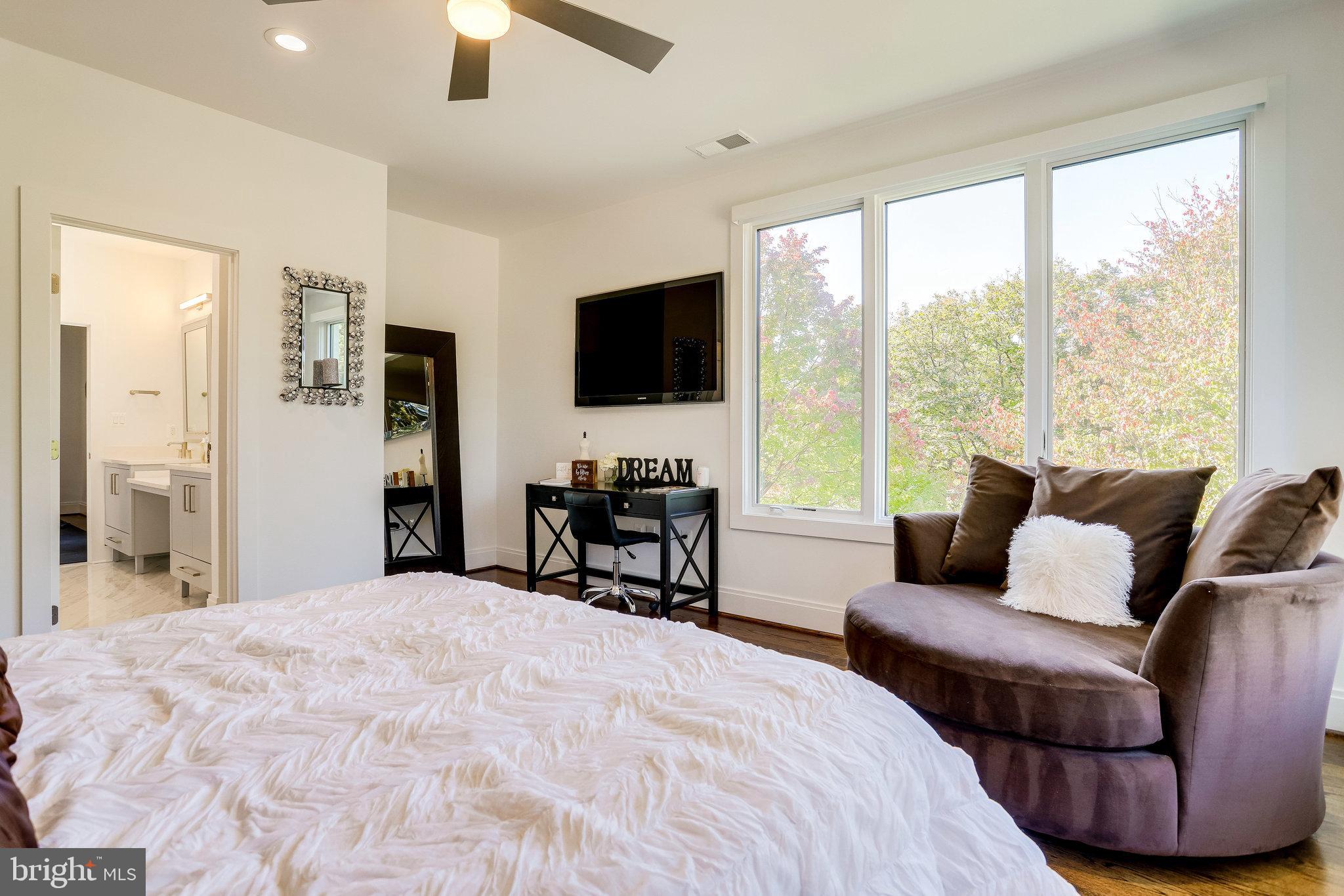 ASHTON HEIGHTS - Residential