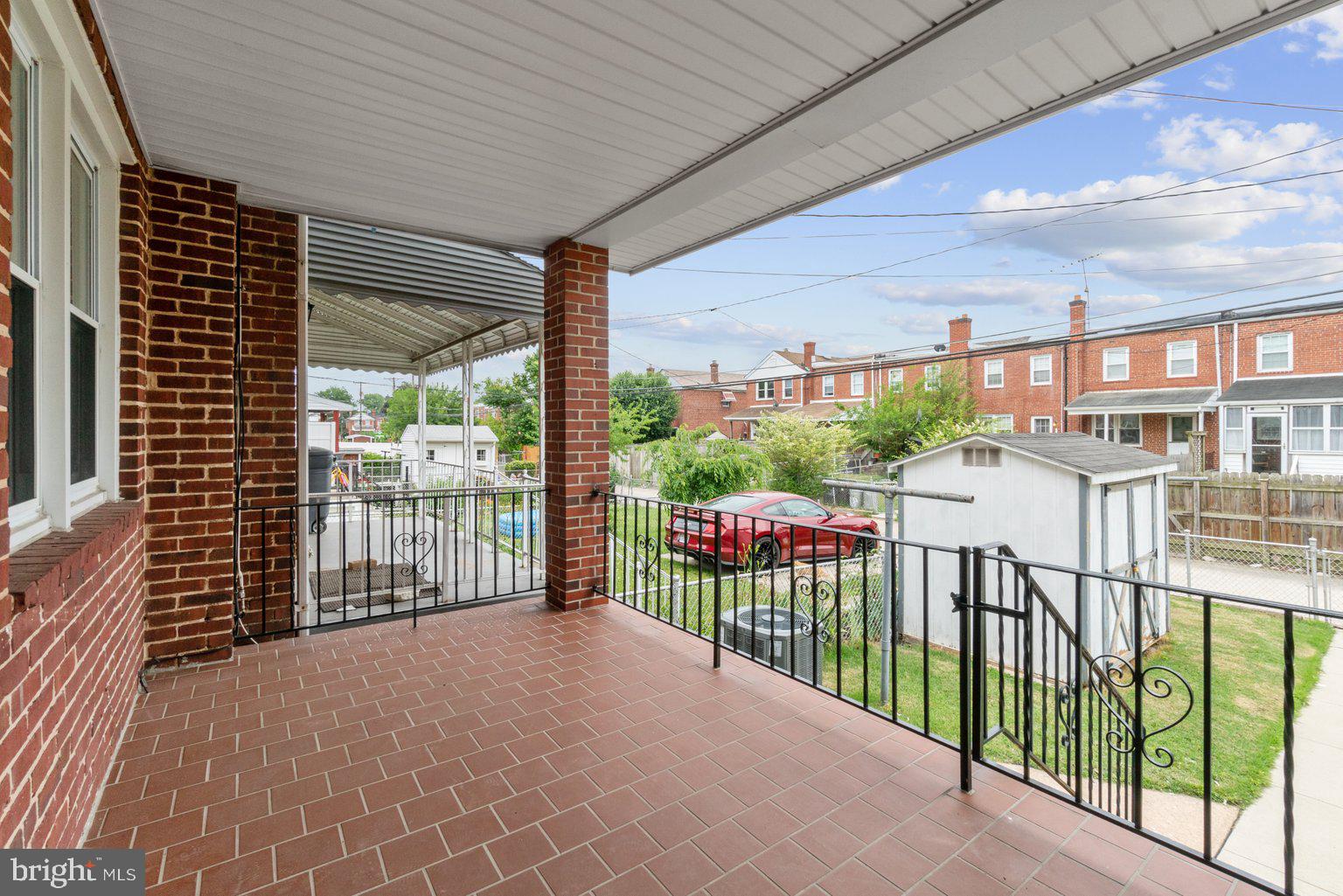 DUNDALK VILLAGE - Residential