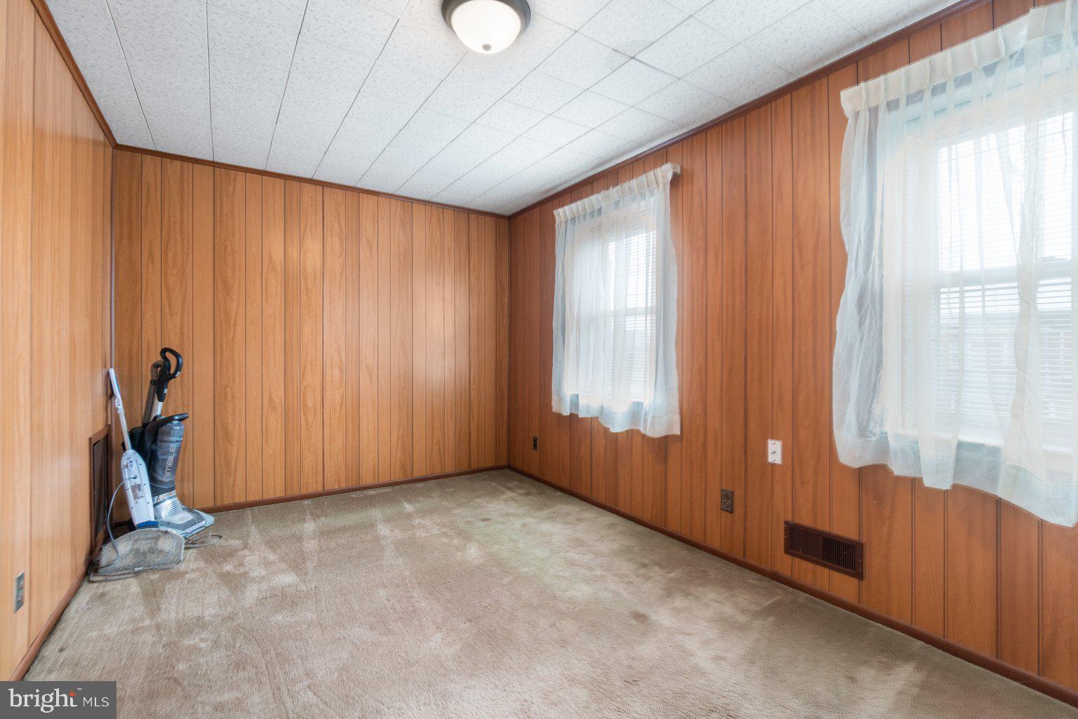 DUNDALK VILLAGE - Residential