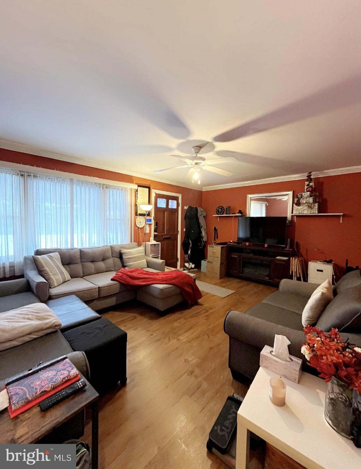 CHINQUAPIN PARK - Residential