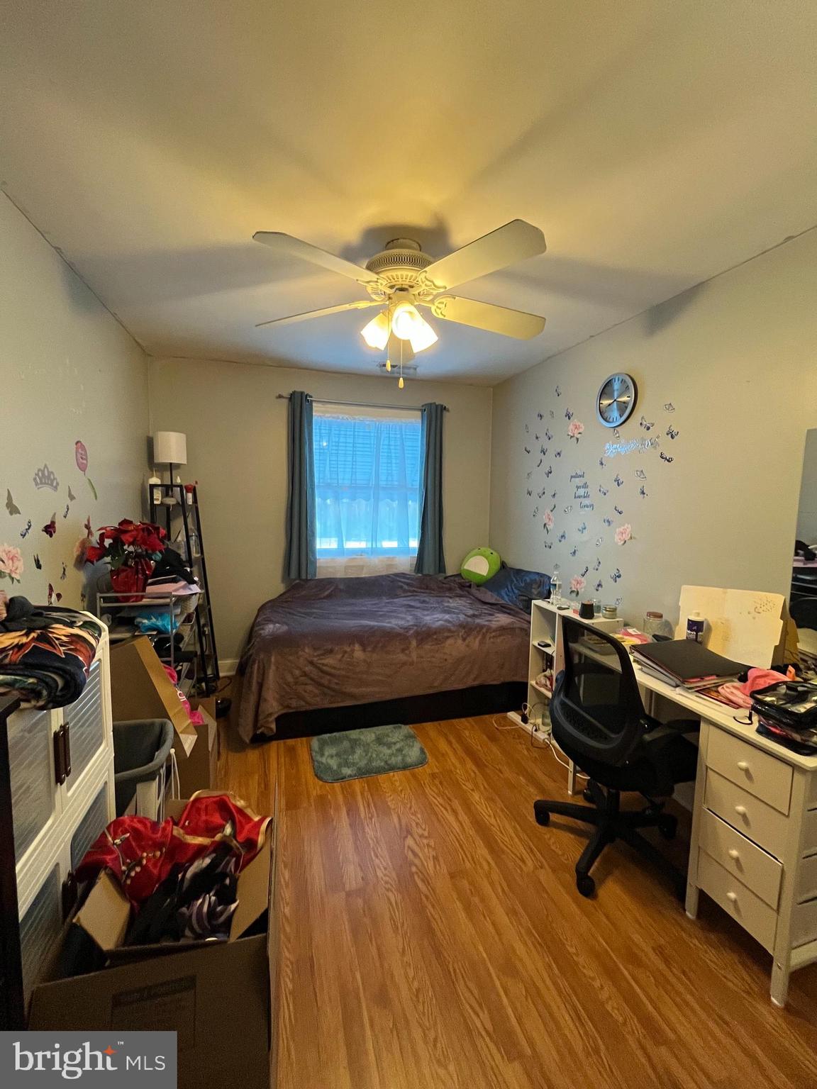 CHINQUAPIN PARK - Residential