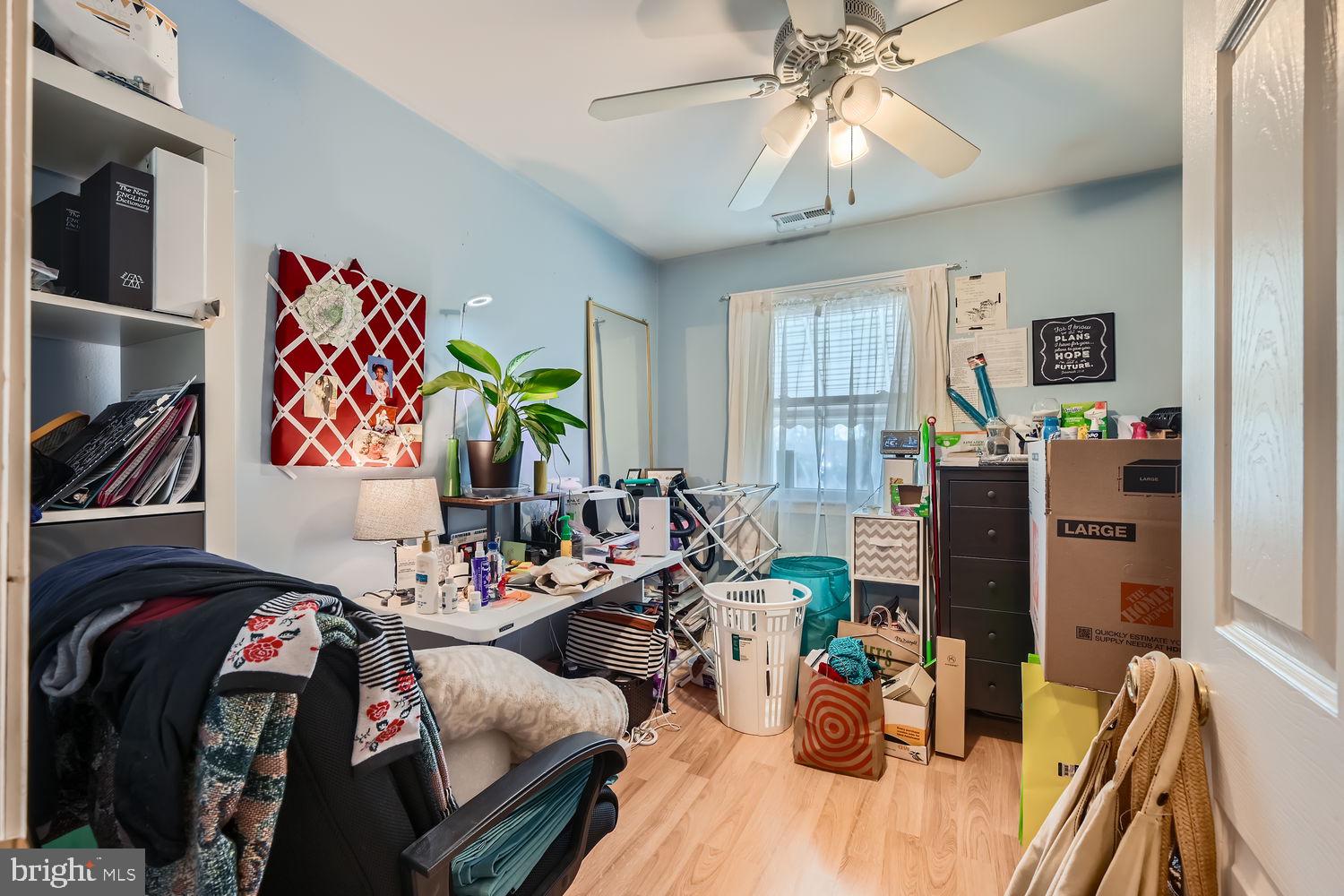 CHINQUAPIN PARK - Residential