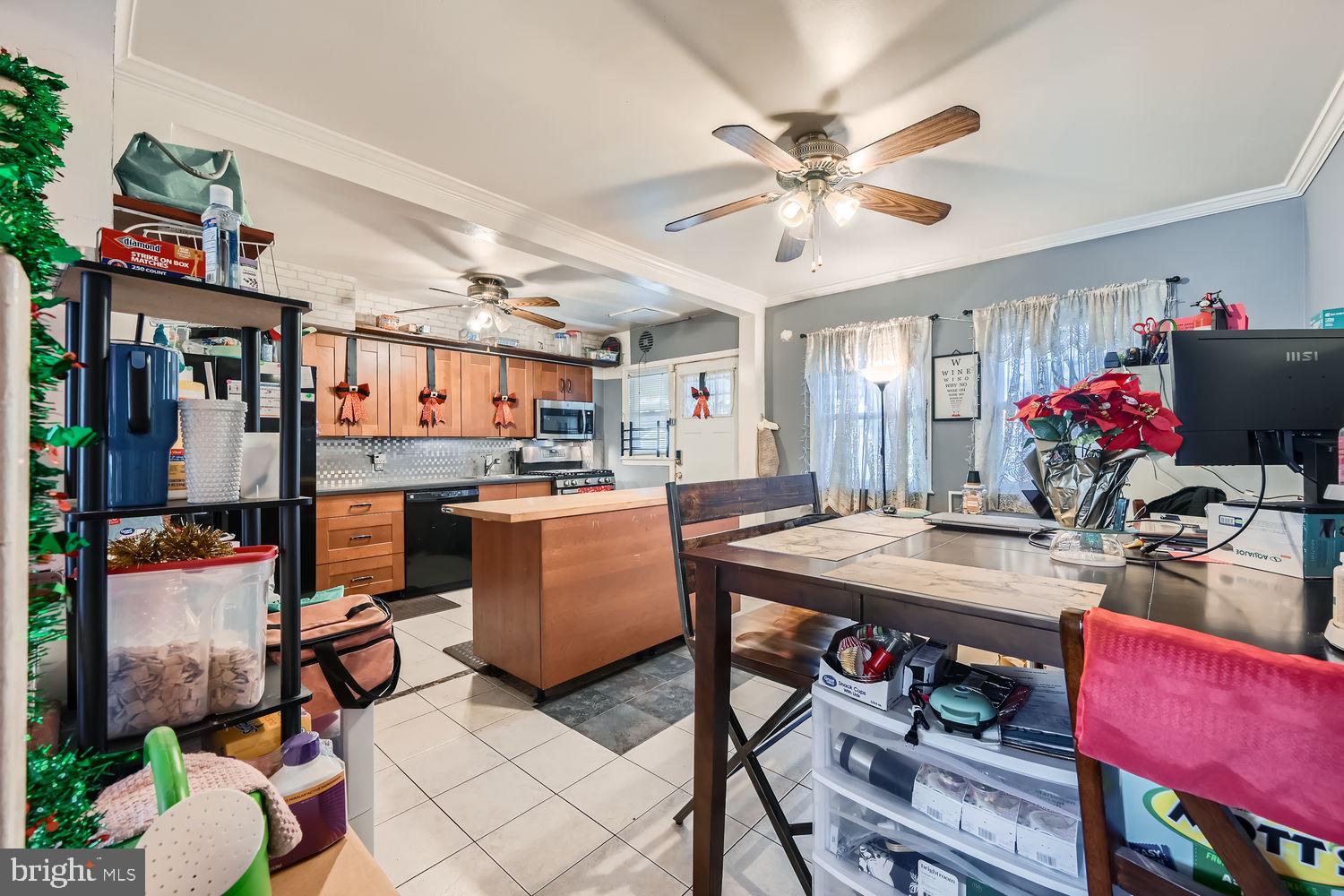 CHINQUAPIN PARK - Residential