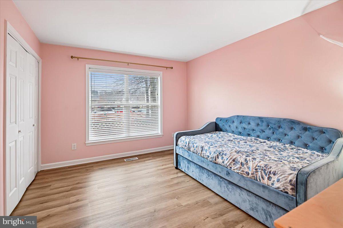 CEDARHURST ON THE BAY - Residential