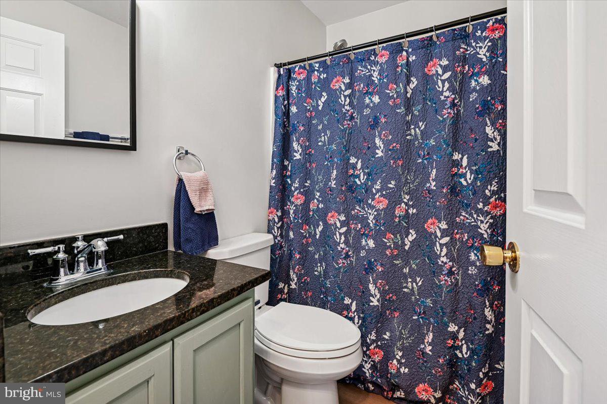 CEDARHURST ON THE BAY - Residential