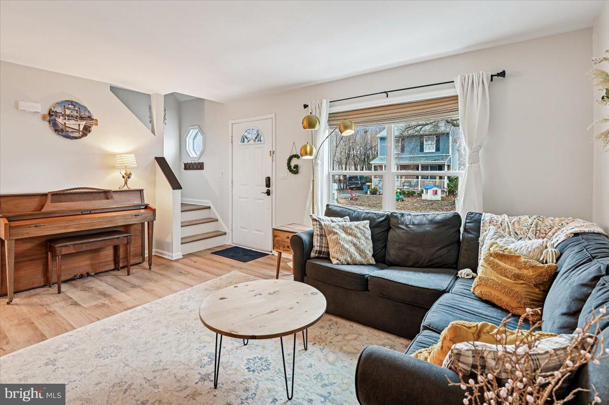 CEDARHURST ON THE BAY - Residential