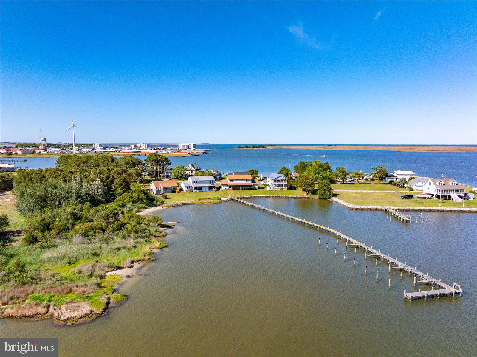 LANDON'S COVE - Residential