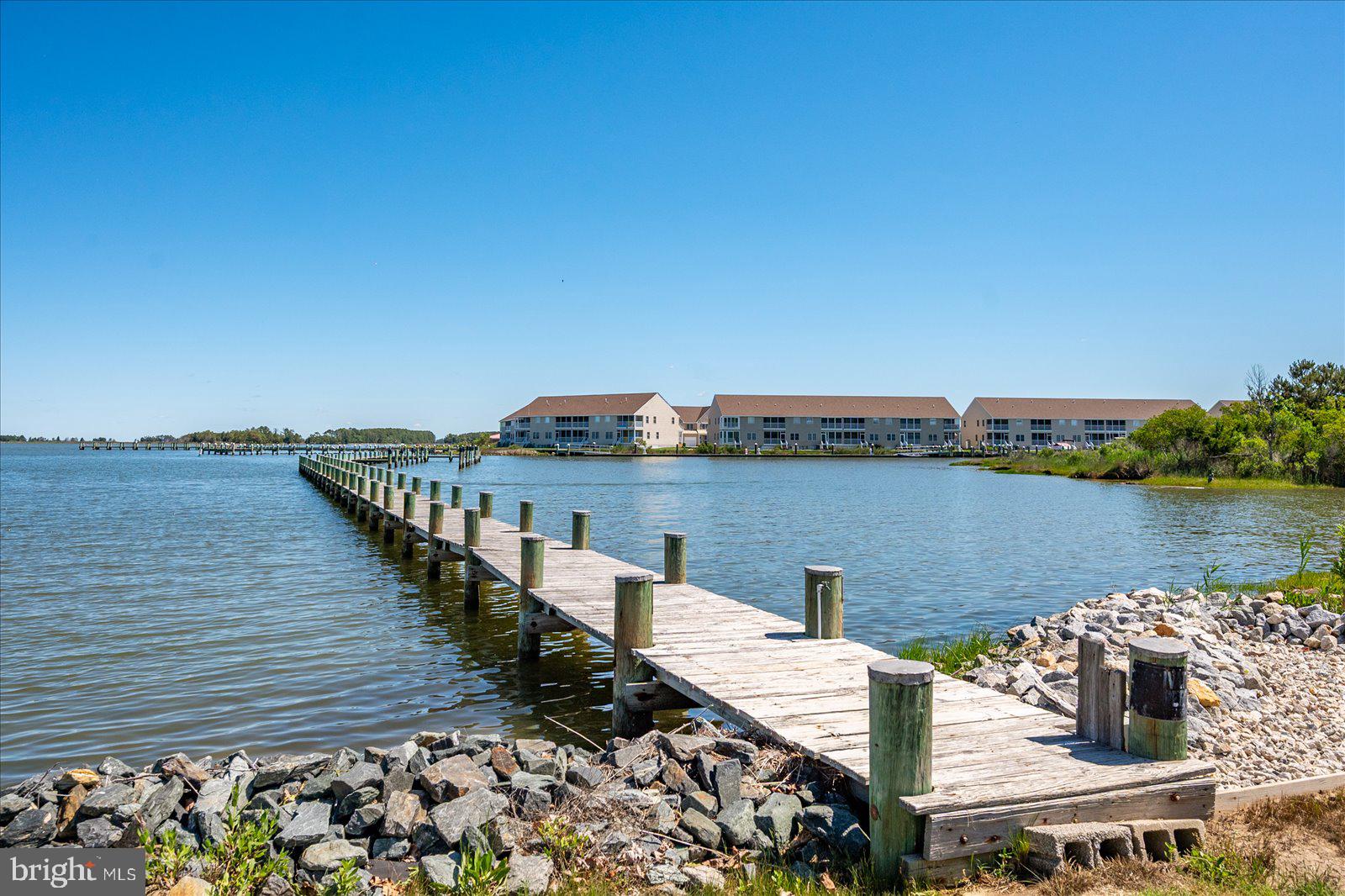 LANDON'S COVE - Residential