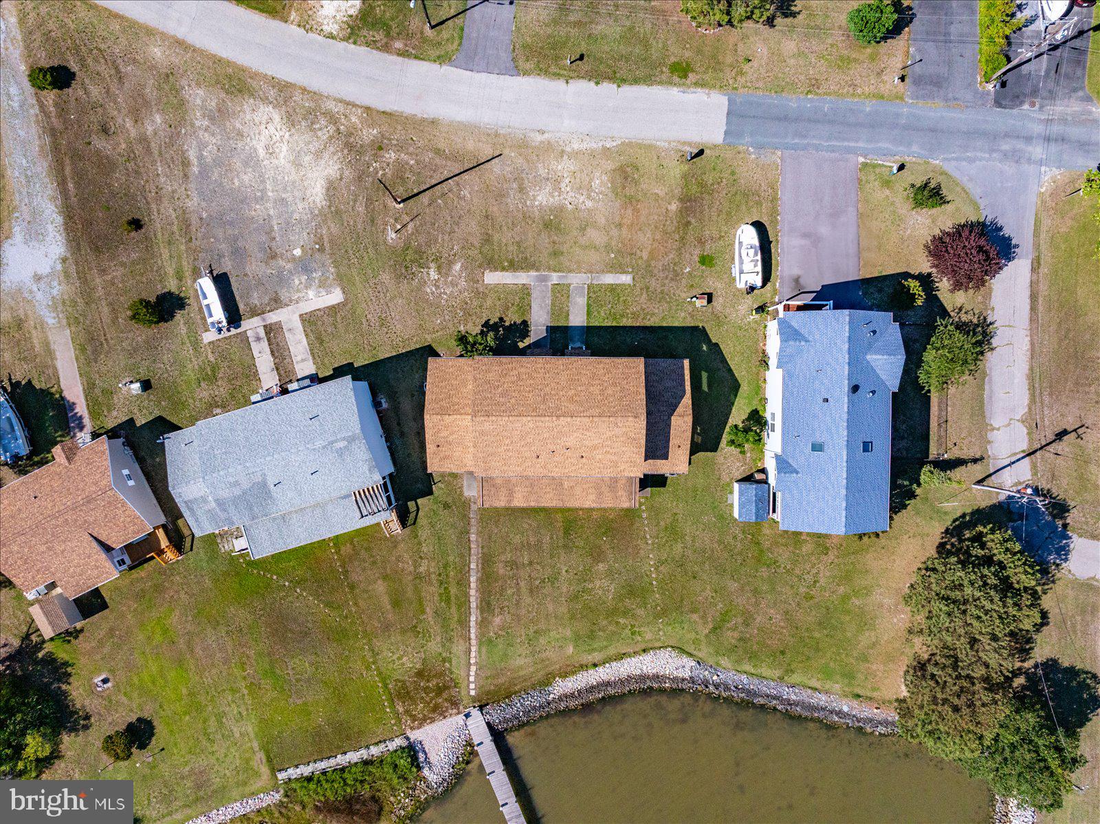 LANDON'S COVE - Residential