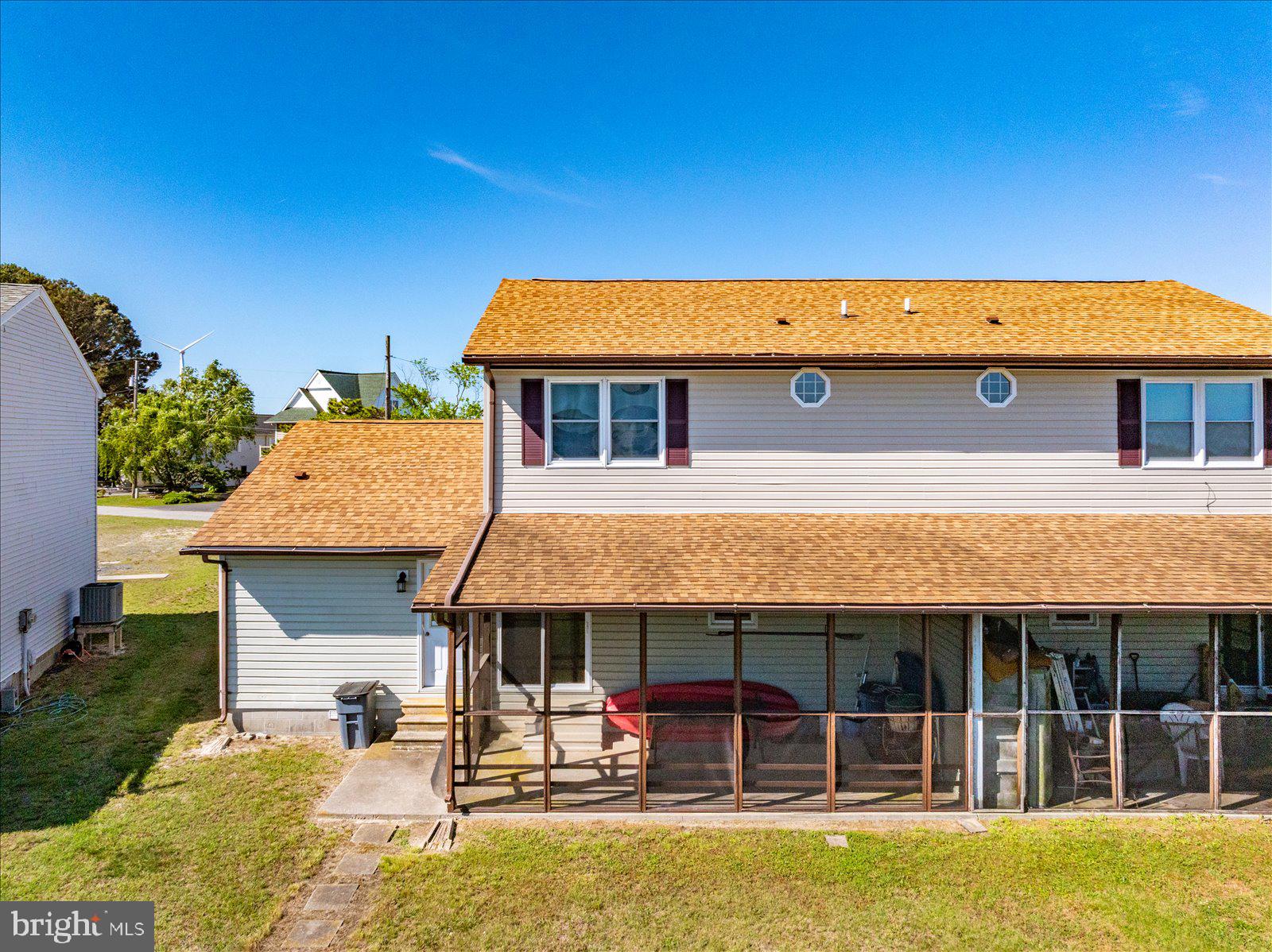 LANDON'S COVE - Residential