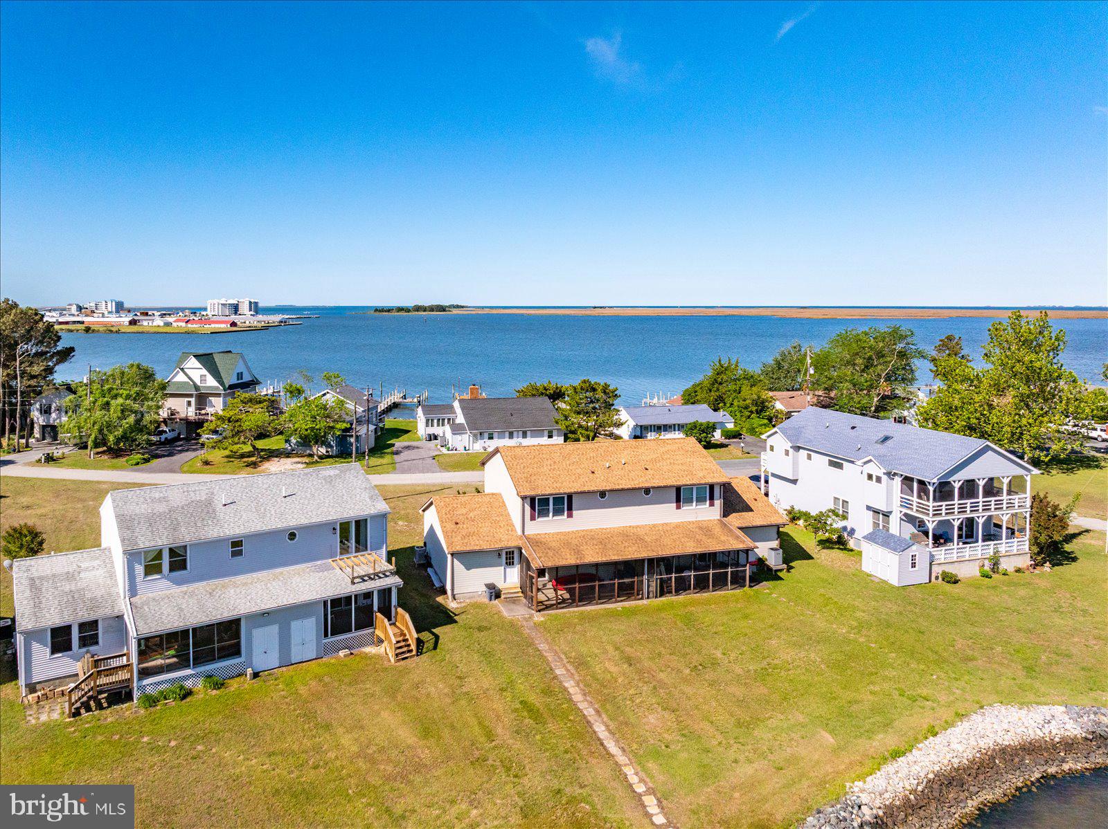 LANDON'S COVE - Residential