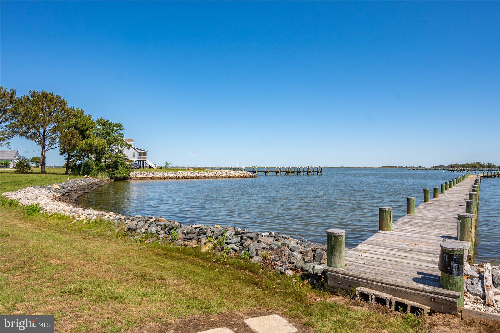 LANDON'S COVE - Residential