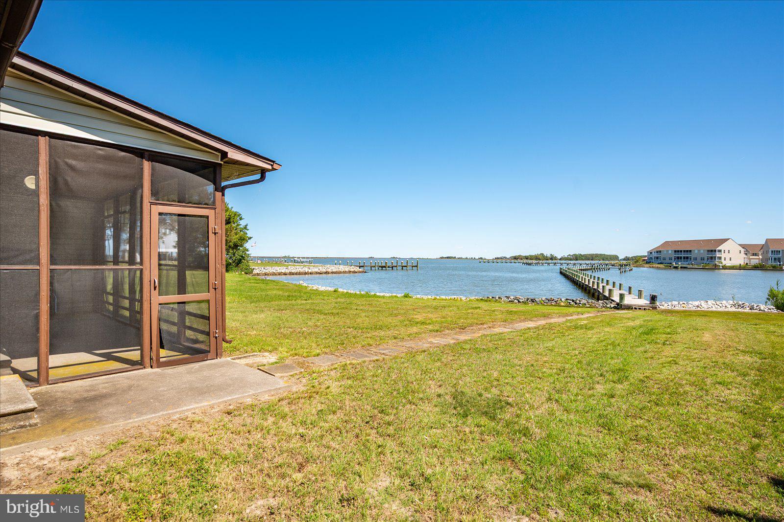 LANDON'S COVE - Residential