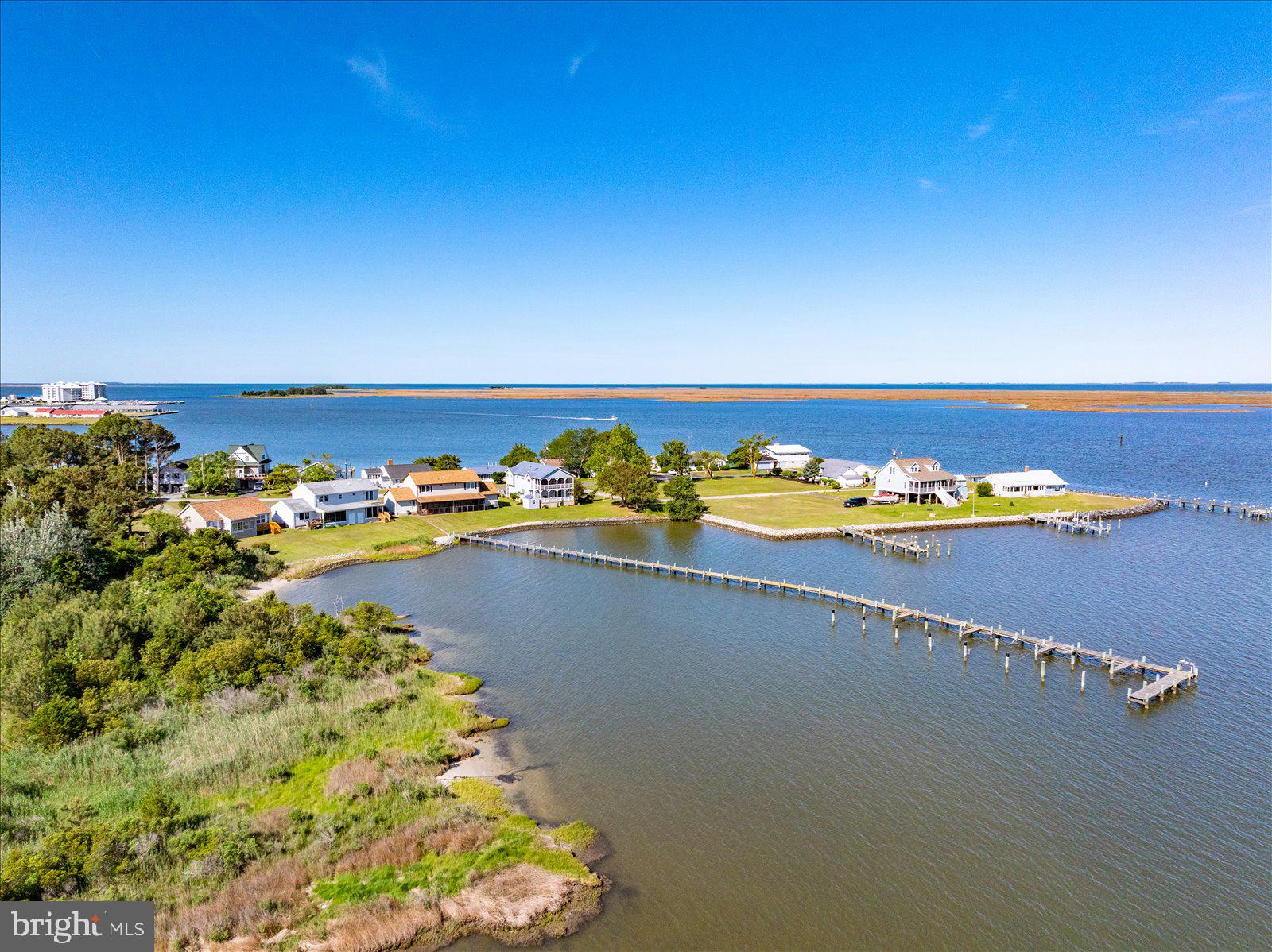 LANDON'S COVE - Residential