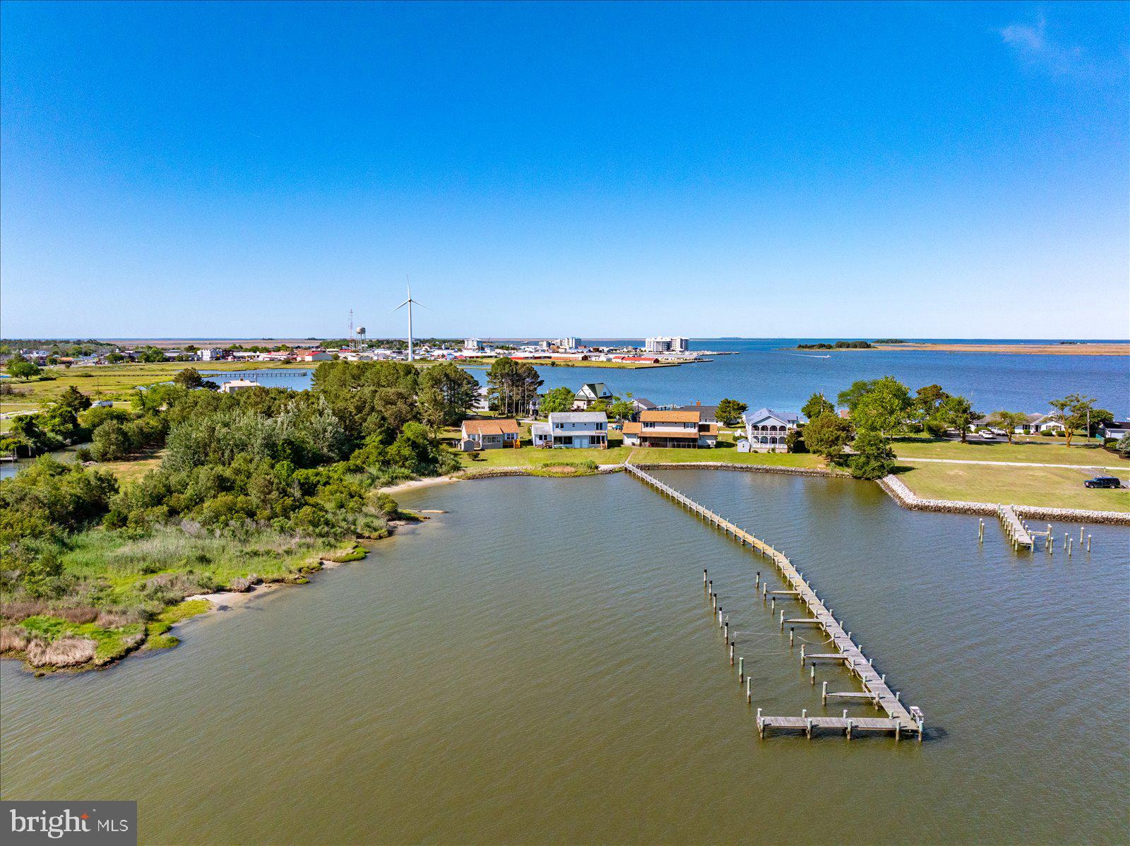LANDON'S COVE - Residential