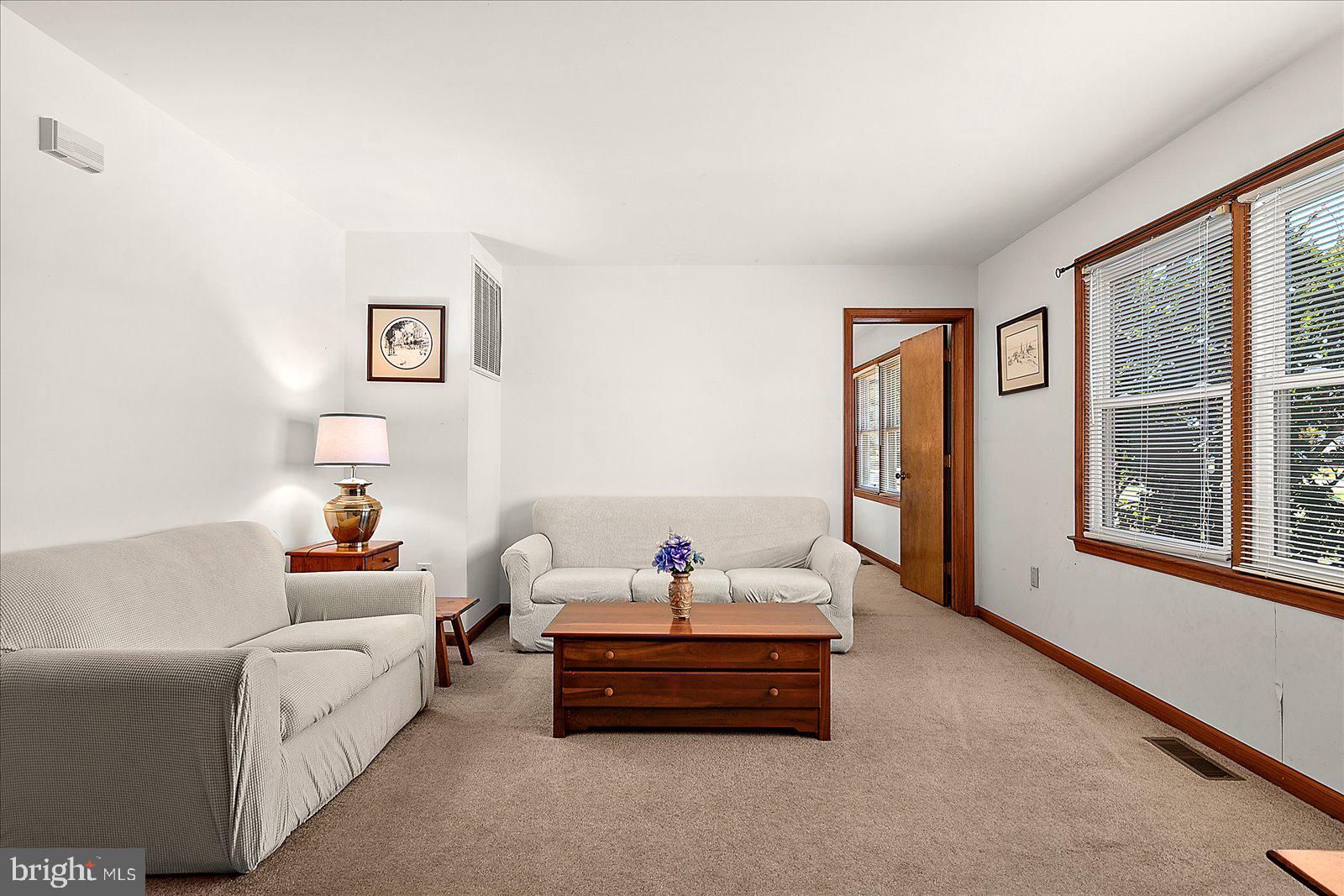 LANDON'S COVE - Residential