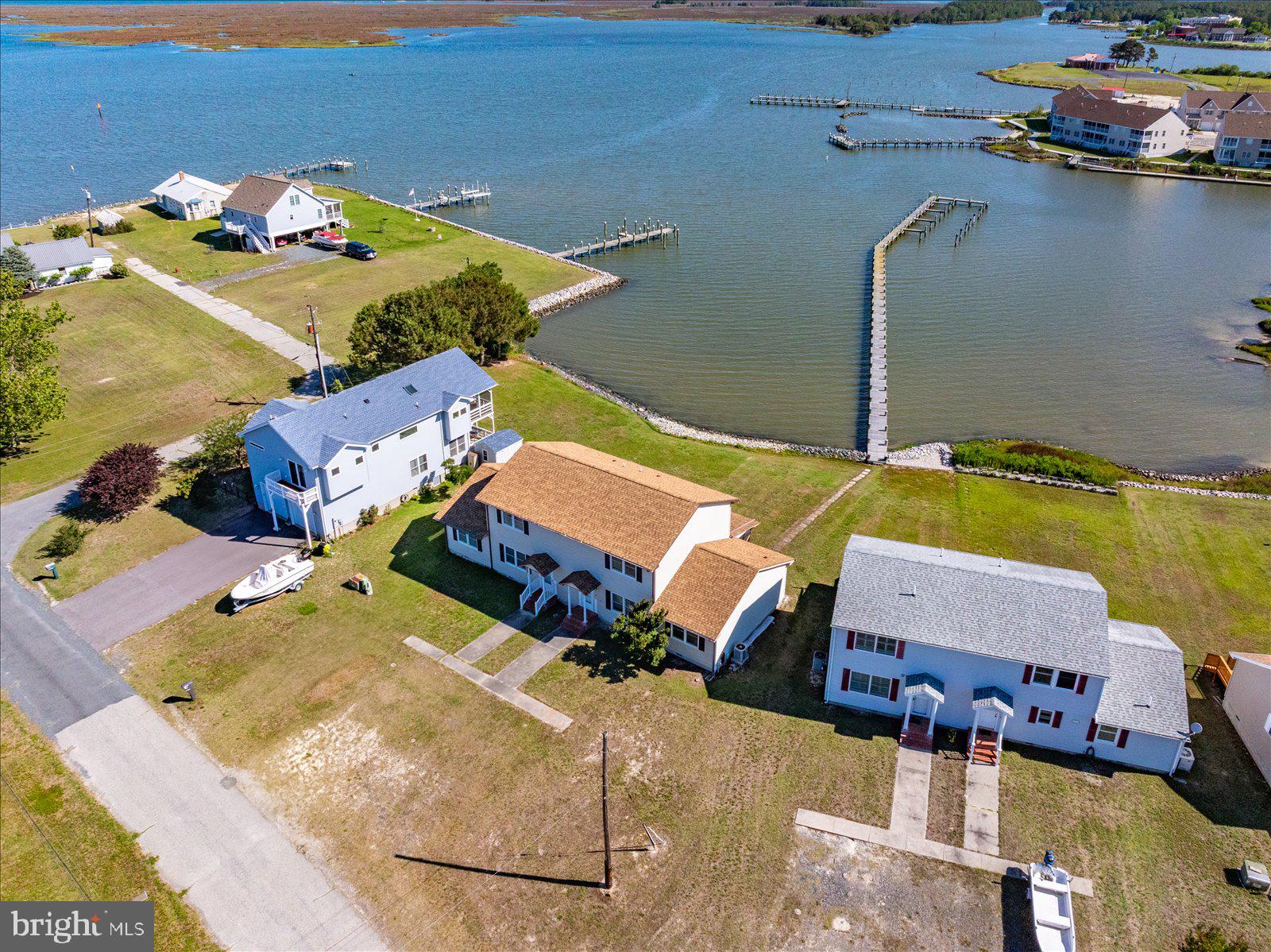 LANDON'S COVE - Residential