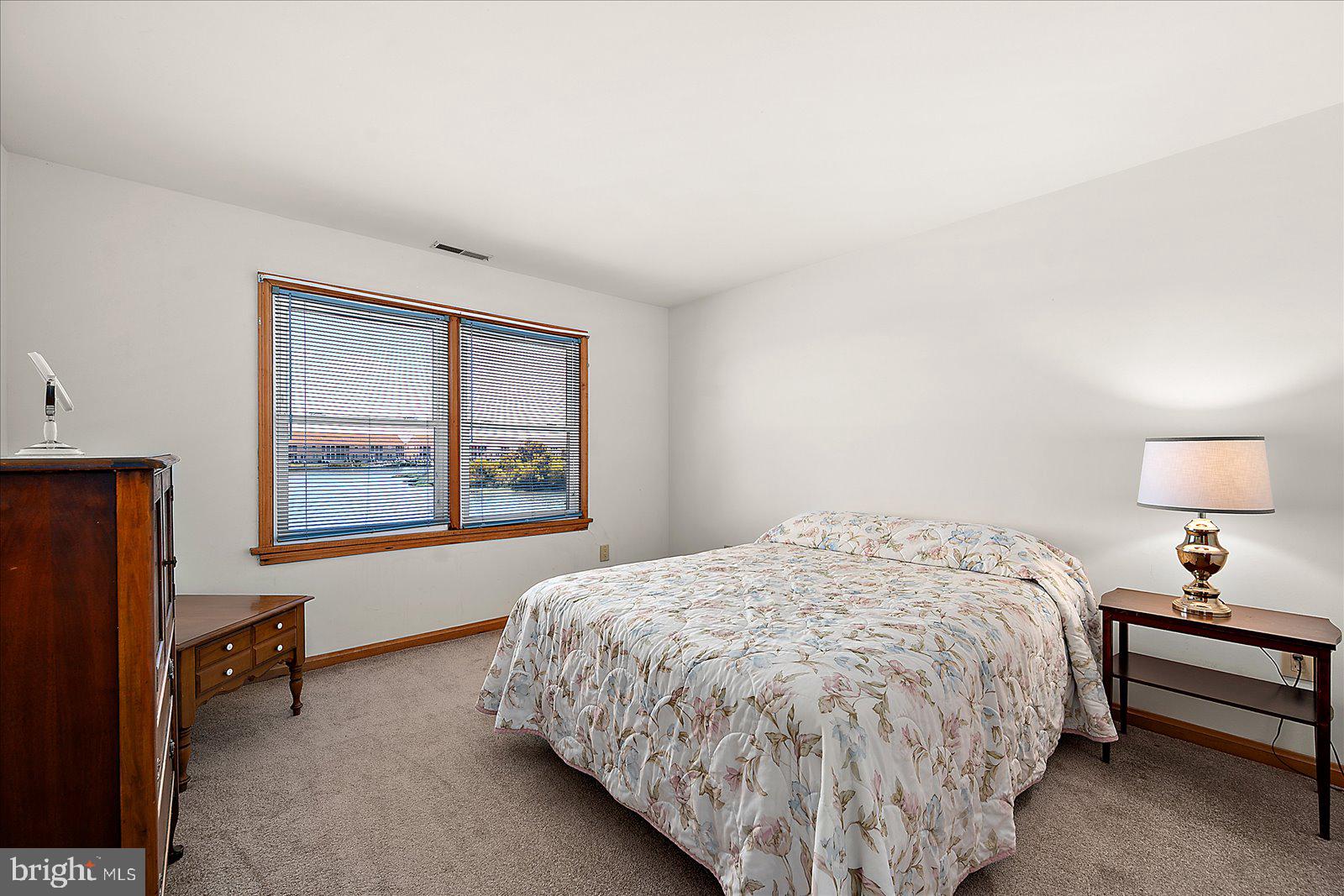 LANDON'S COVE - Residential