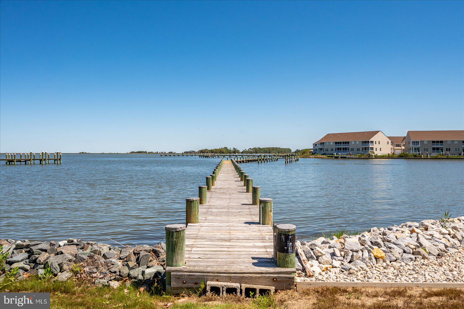LANDON'S COVE - Residential