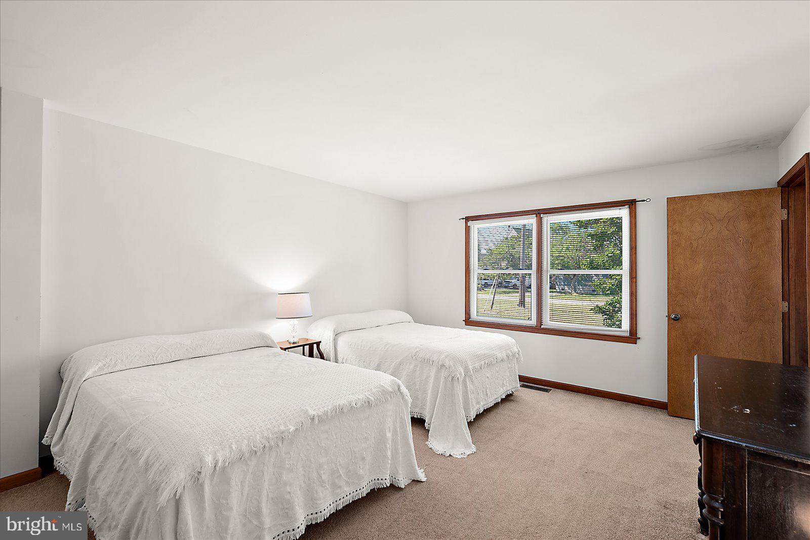 LANDON'S COVE - Residential