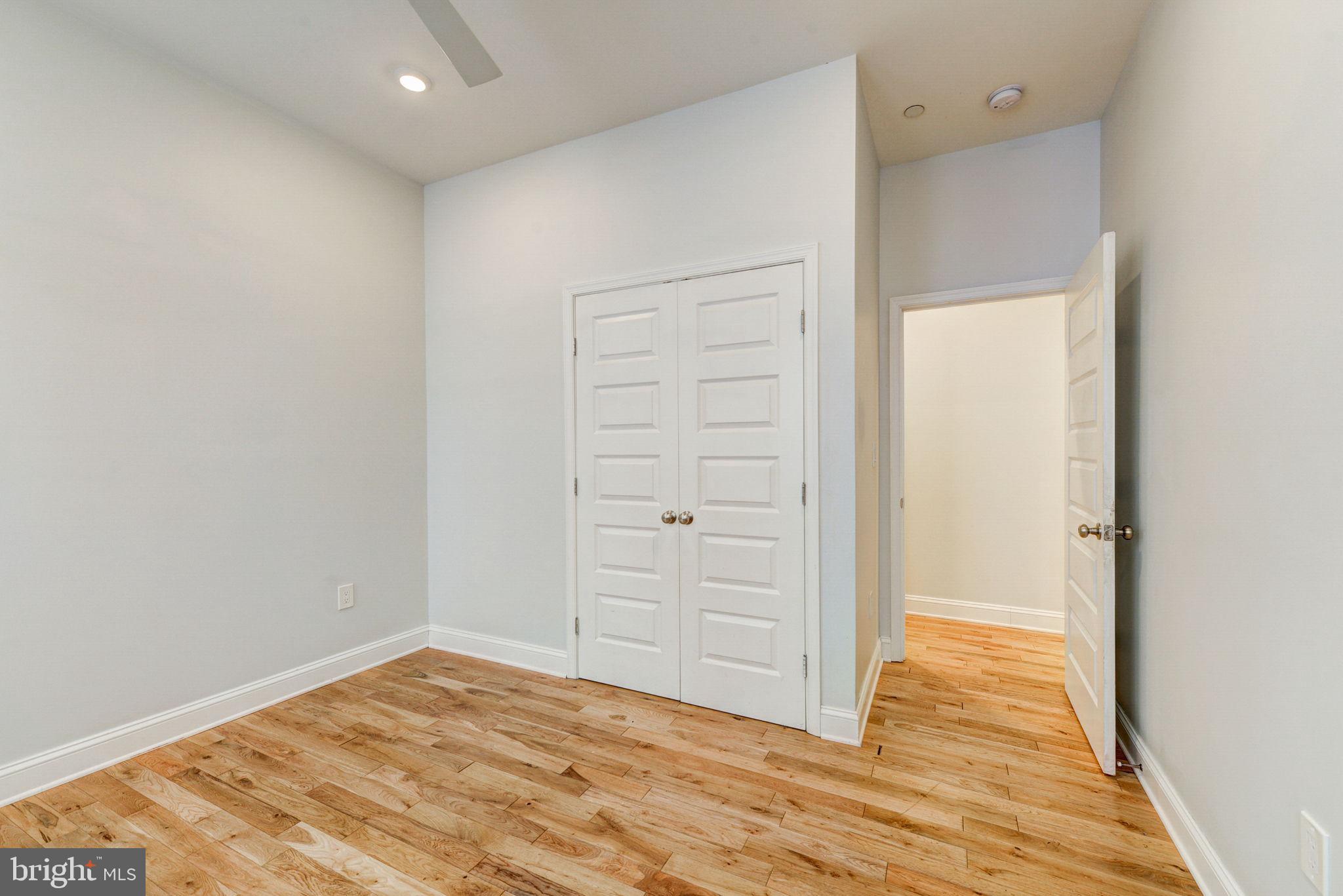 UNIVERSITY CITY - Residential Lease