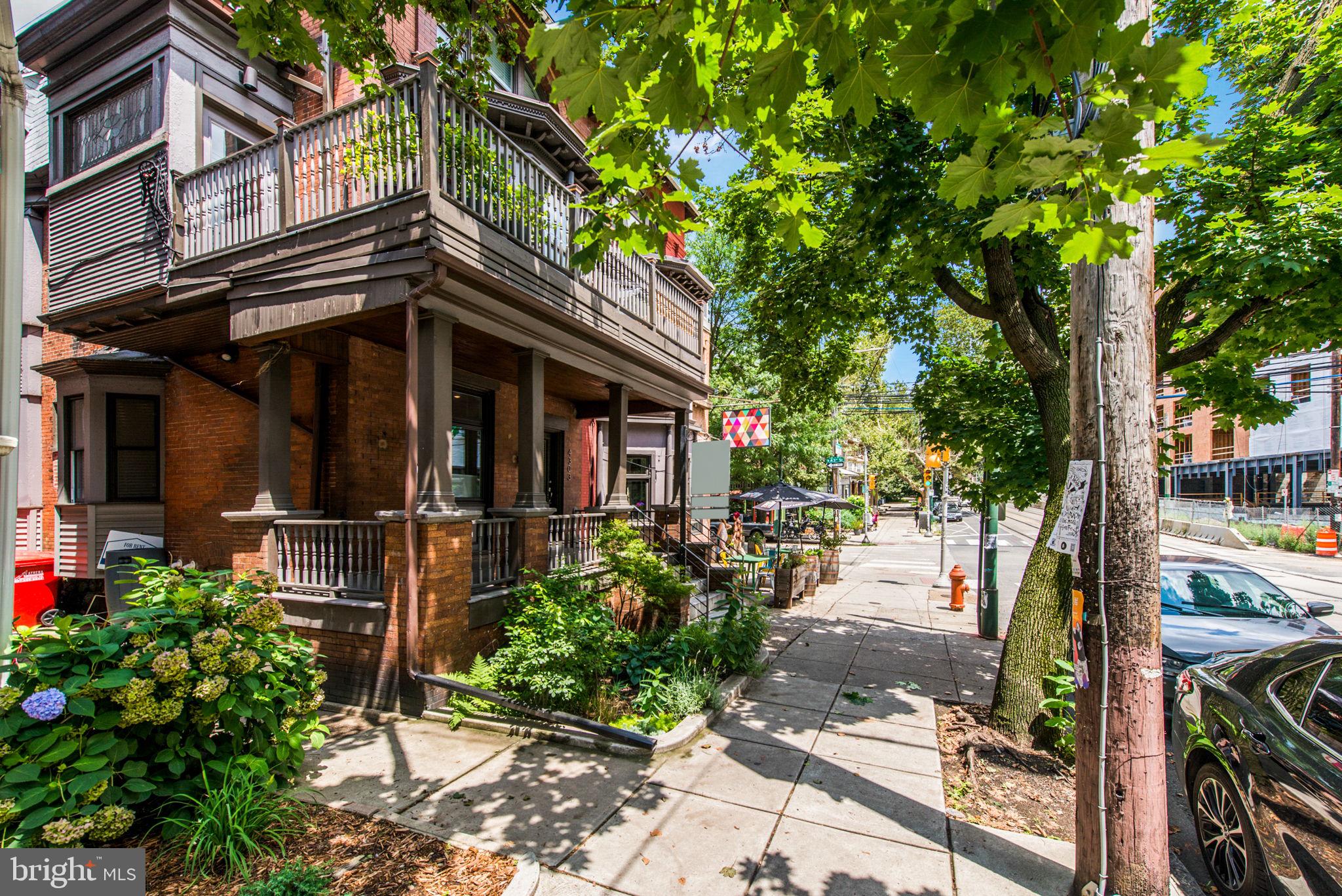 UNIVERSITY CITY - Residential Lease