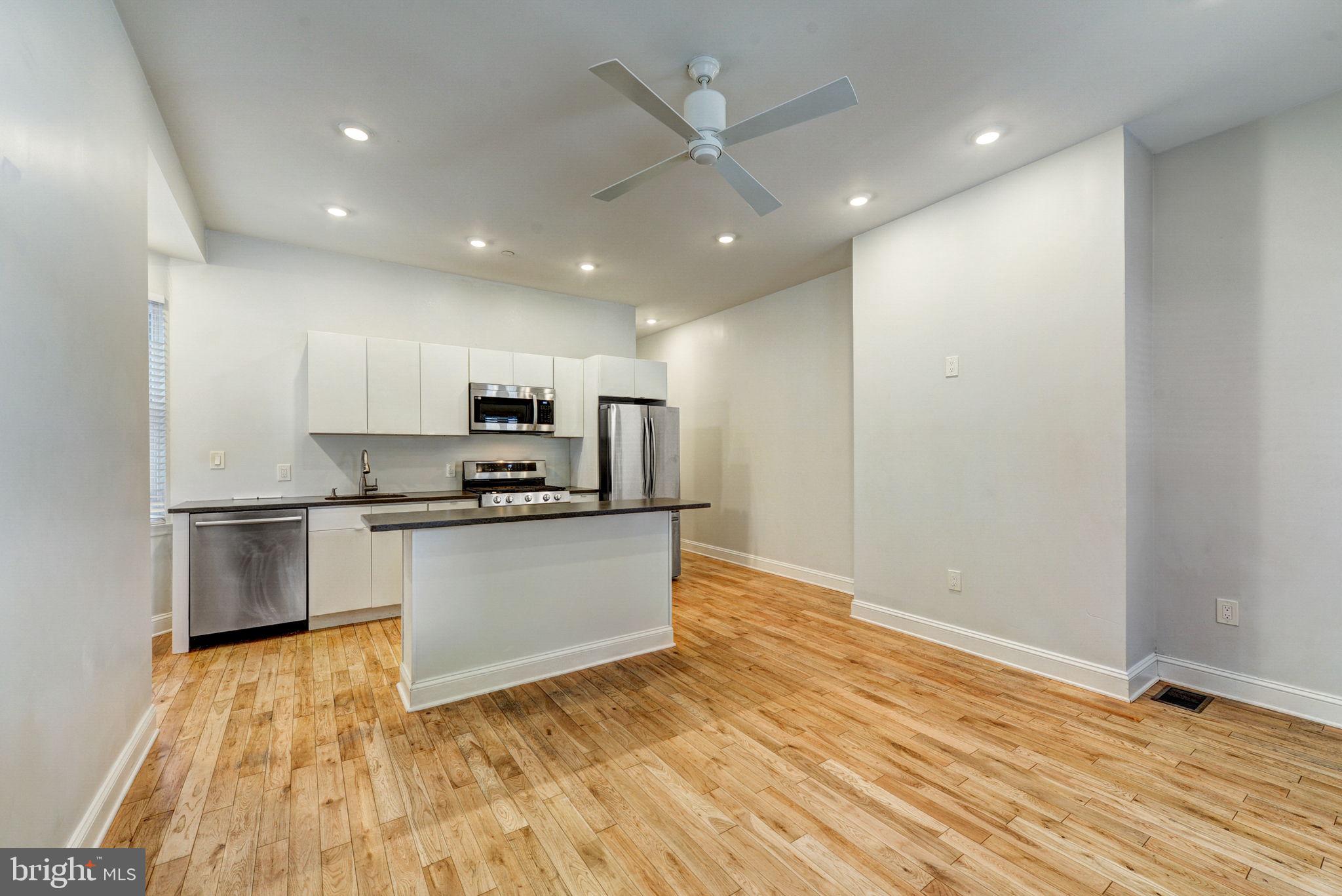 UNIVERSITY CITY - Residential Lease