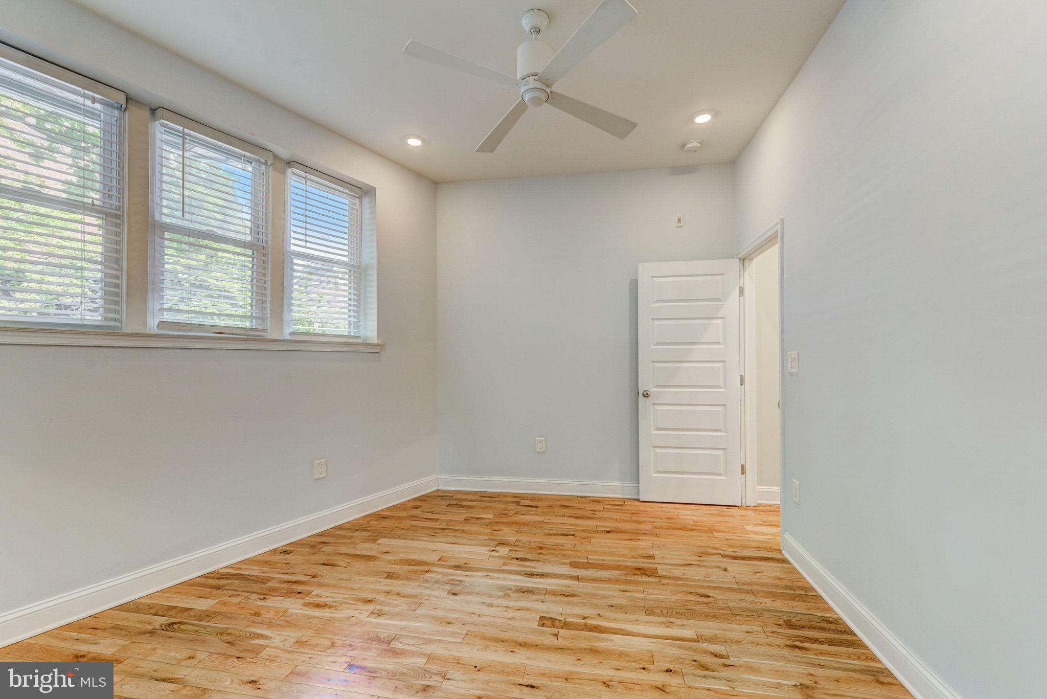 UNIVERSITY CITY - Residential Lease