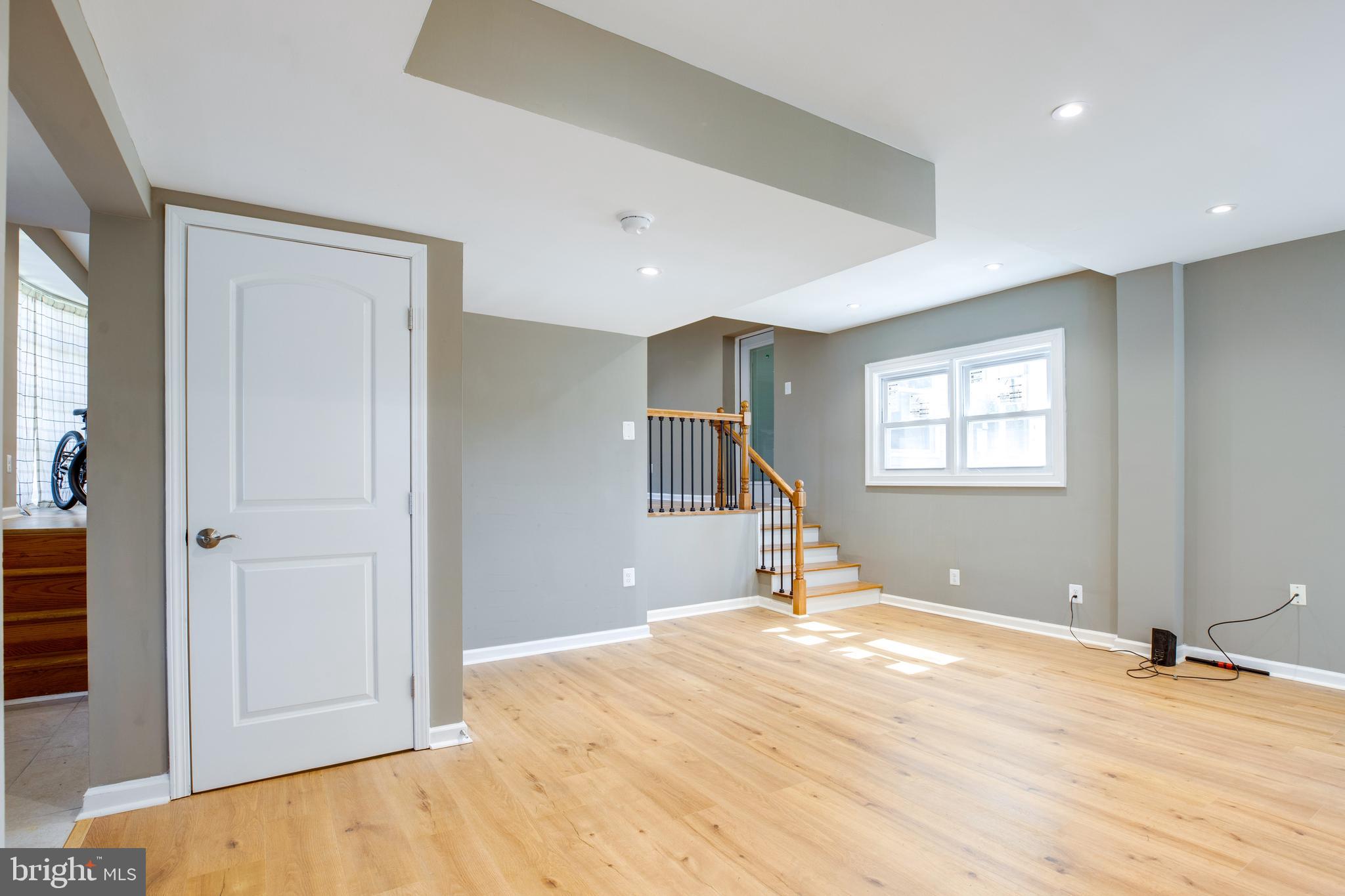 SLEEPY HOLLOW WOODS - Residential