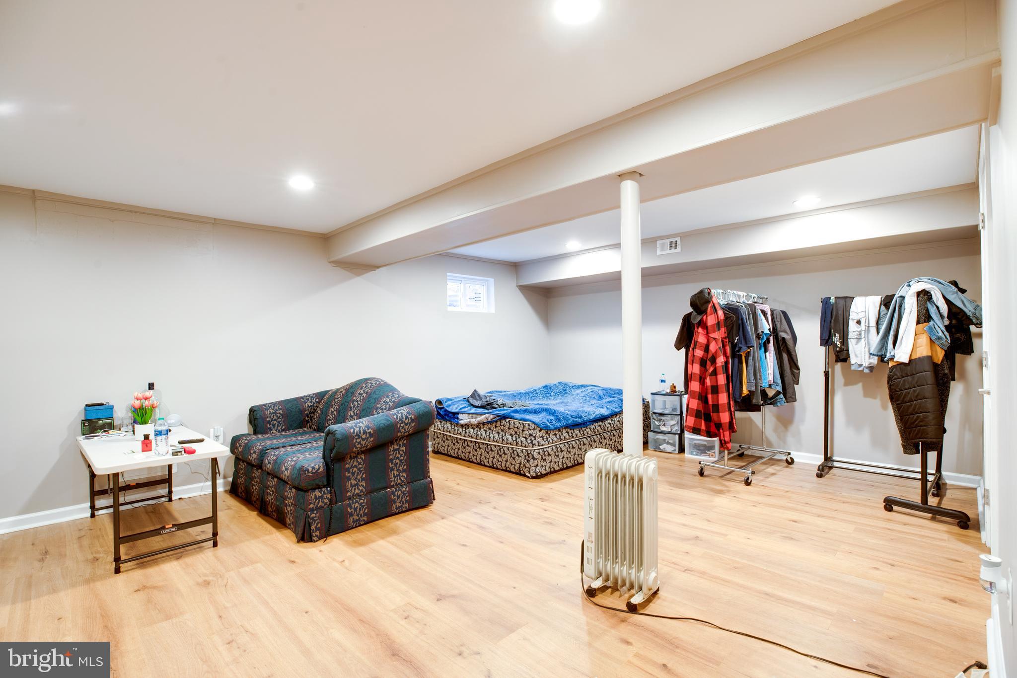 SLEEPY HOLLOW WOODS - Residential