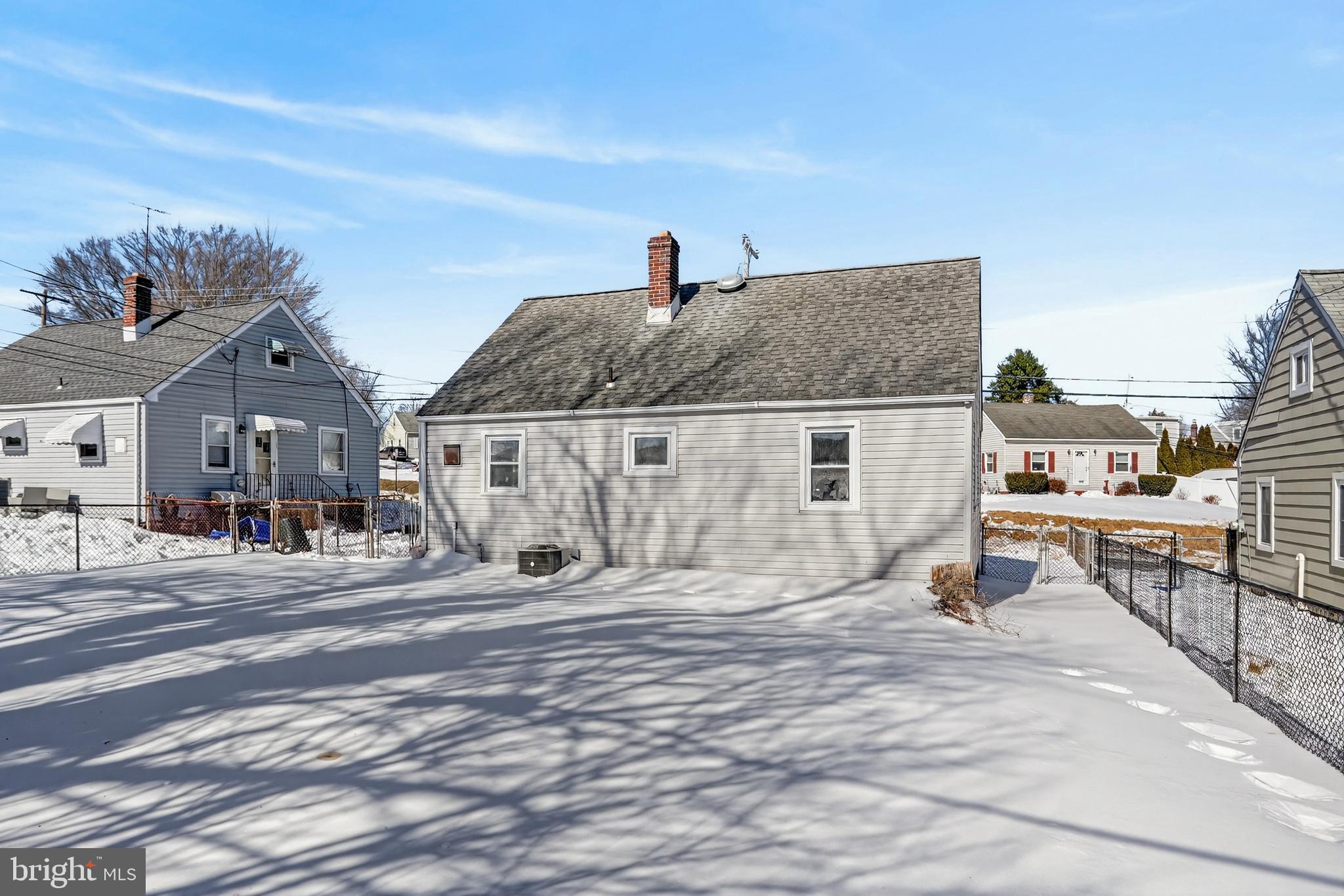 1825 DUTTON MILL ROAD