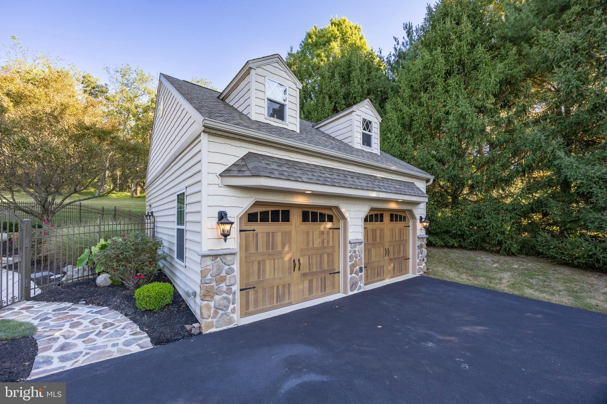 BARTON MEADOWS - Residential