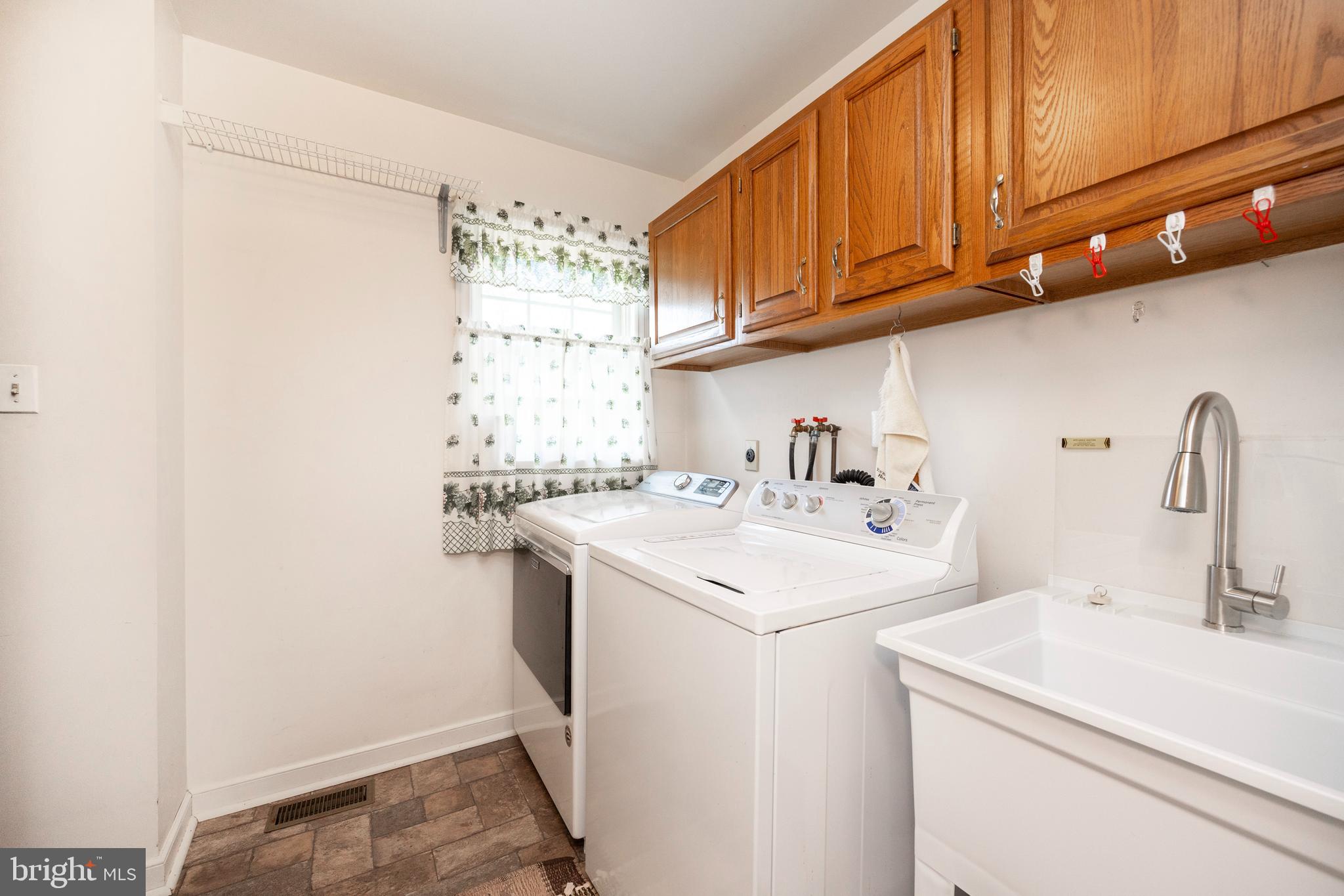 BARTON MEADOWS - Residential