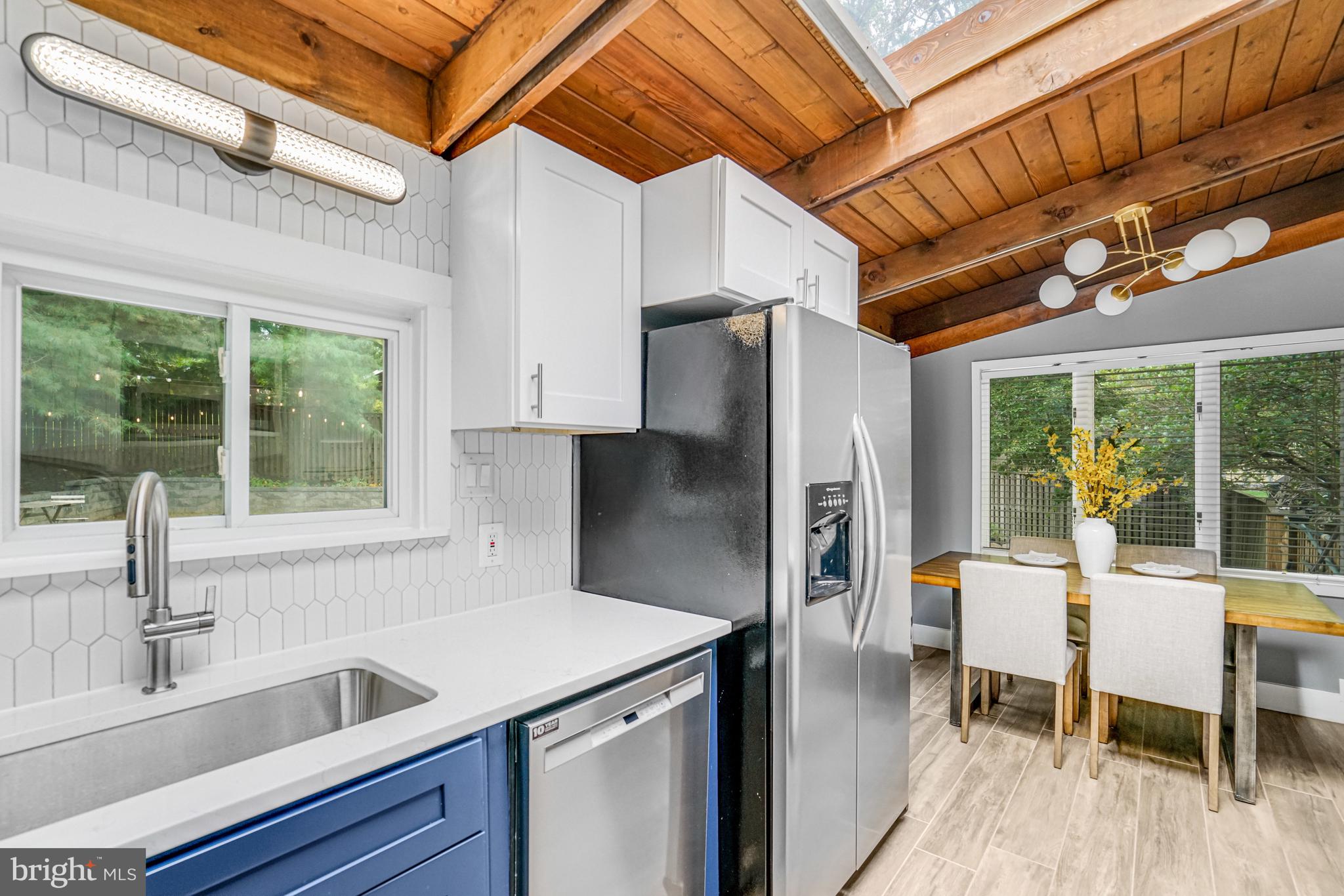 PINE SPRING - Residential