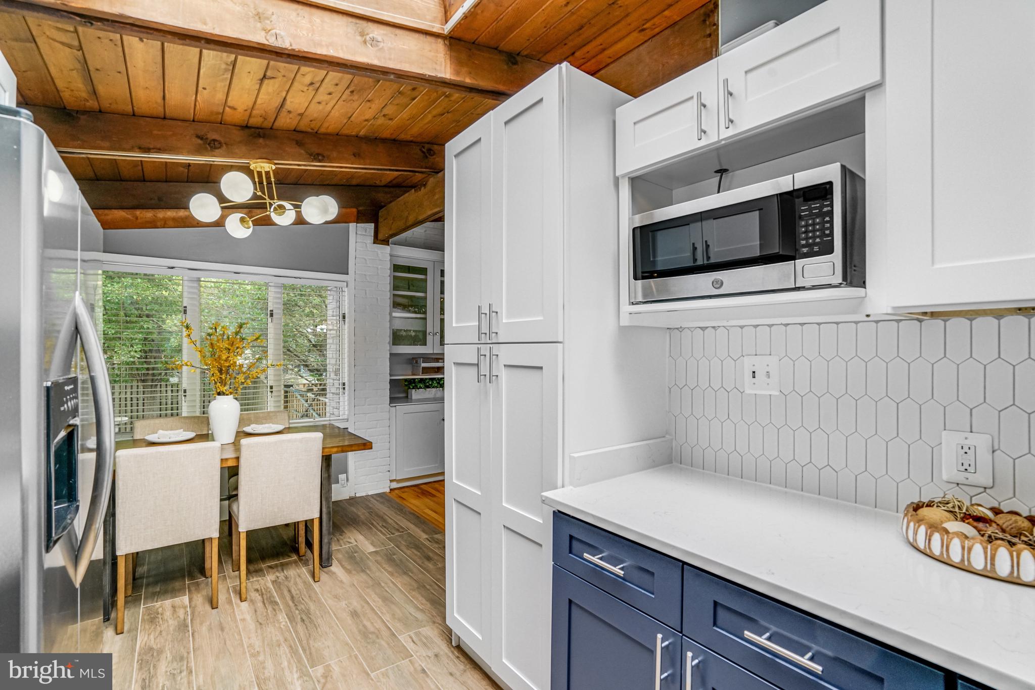 PINE SPRING - Residential