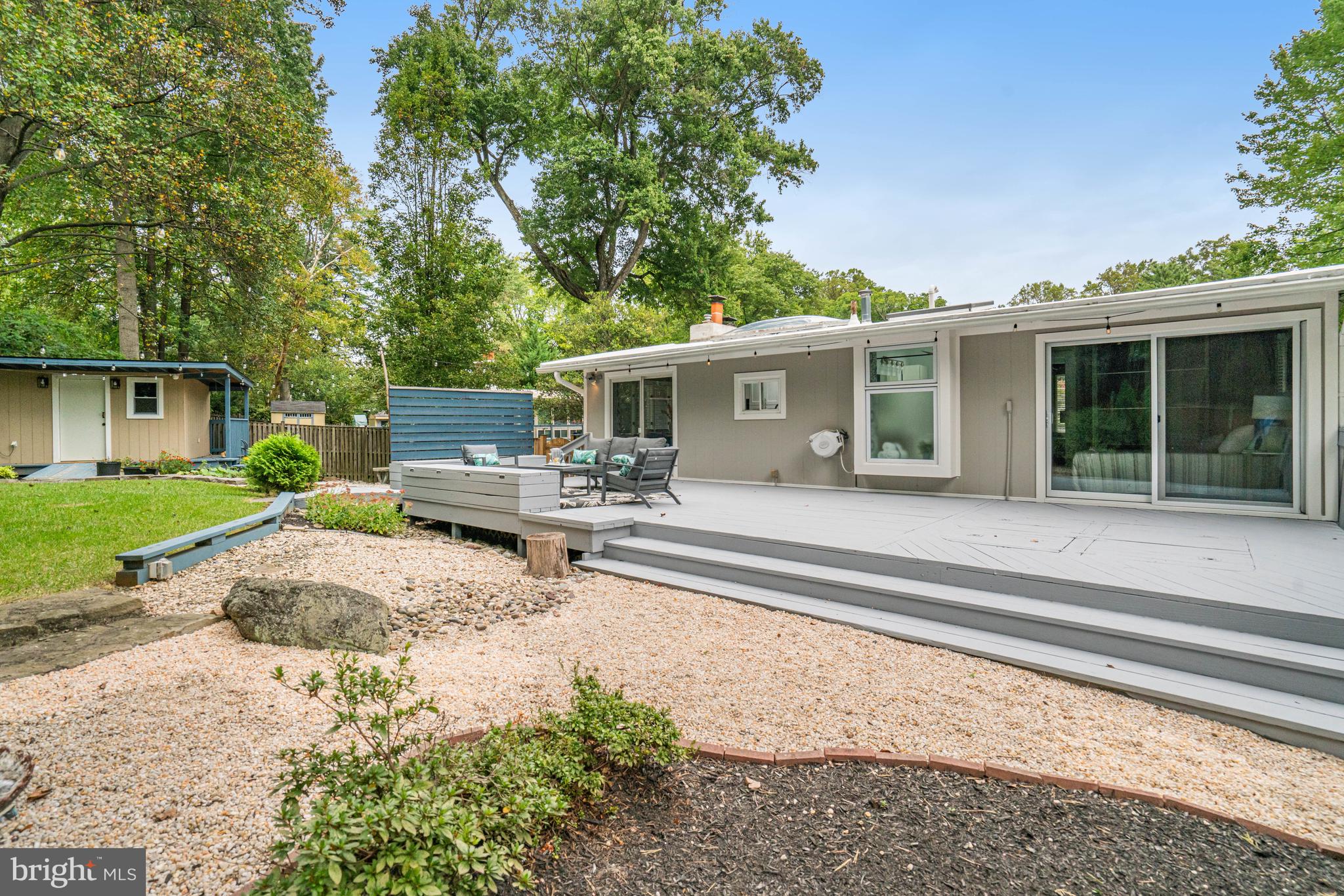 PINE SPRING - Residential