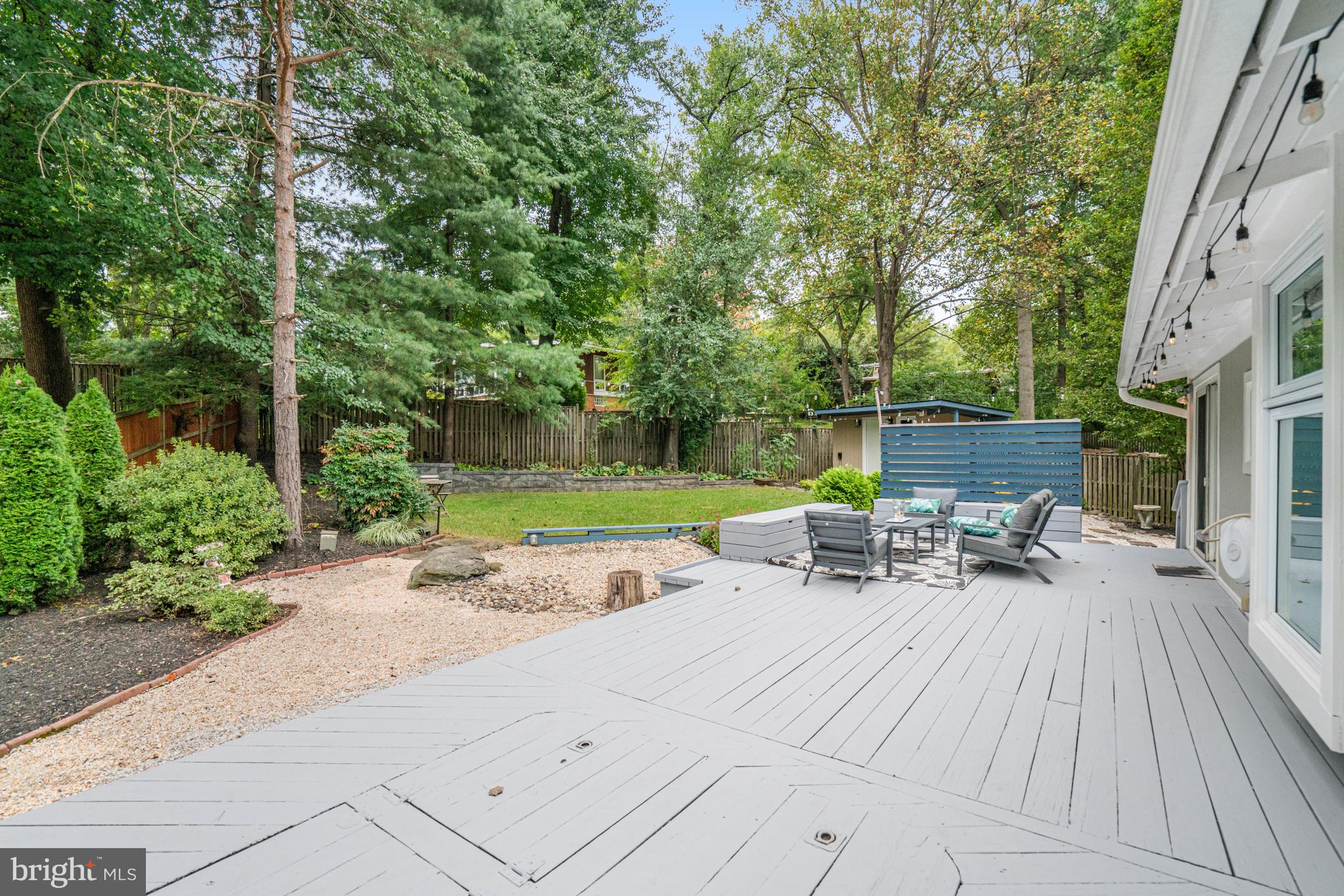 PINE SPRING - Residential