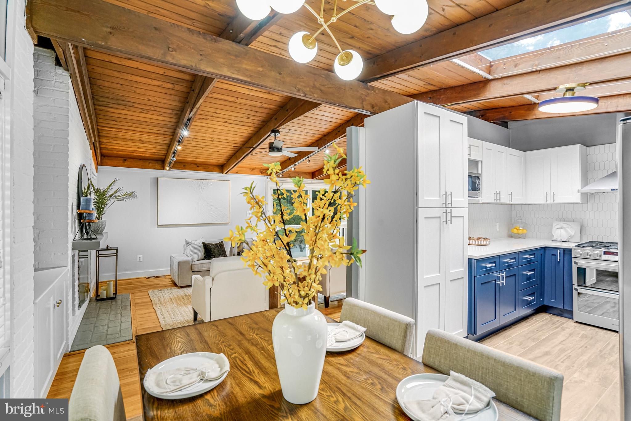 PINE SPRING - Residential