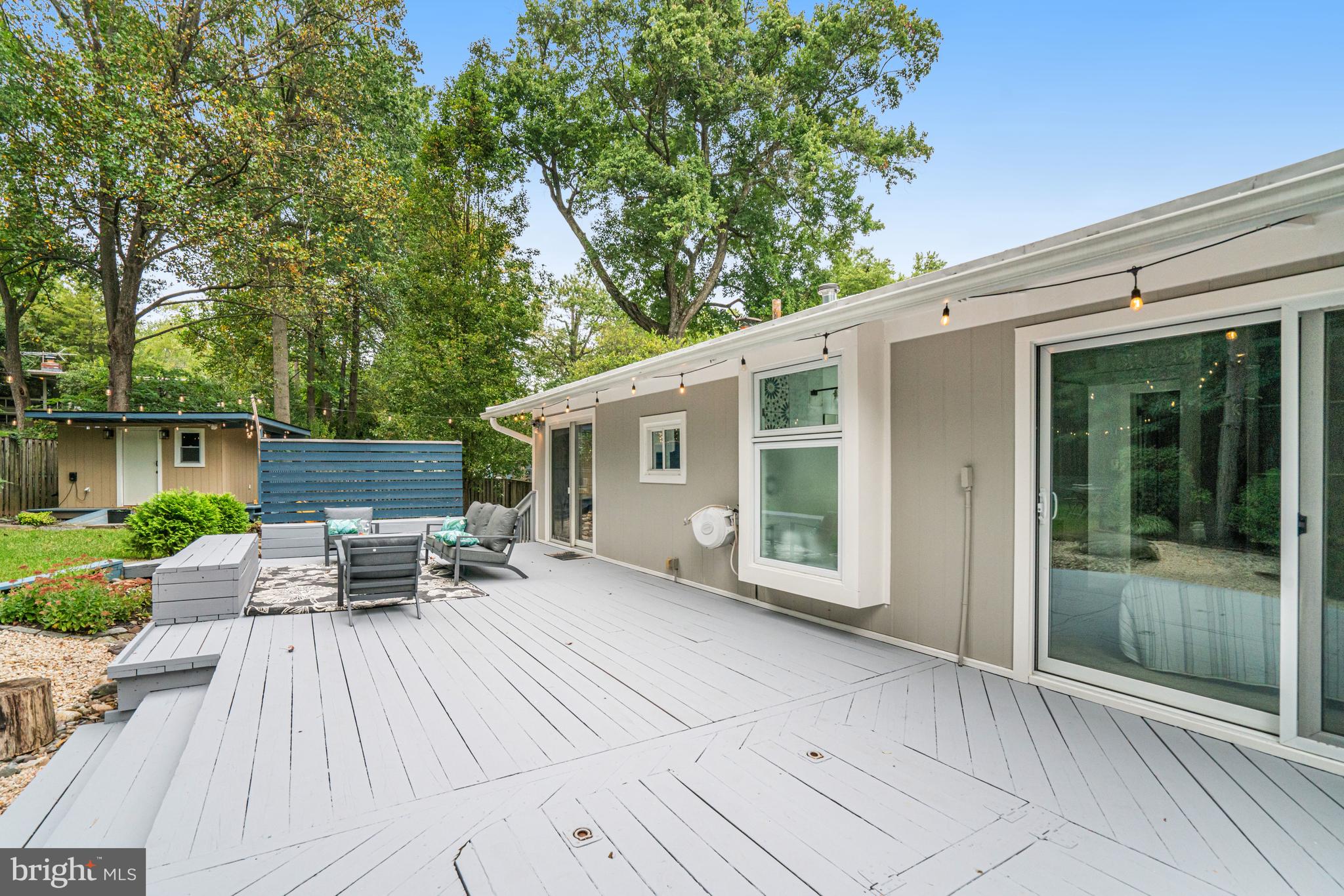 PINE SPRING - Residential