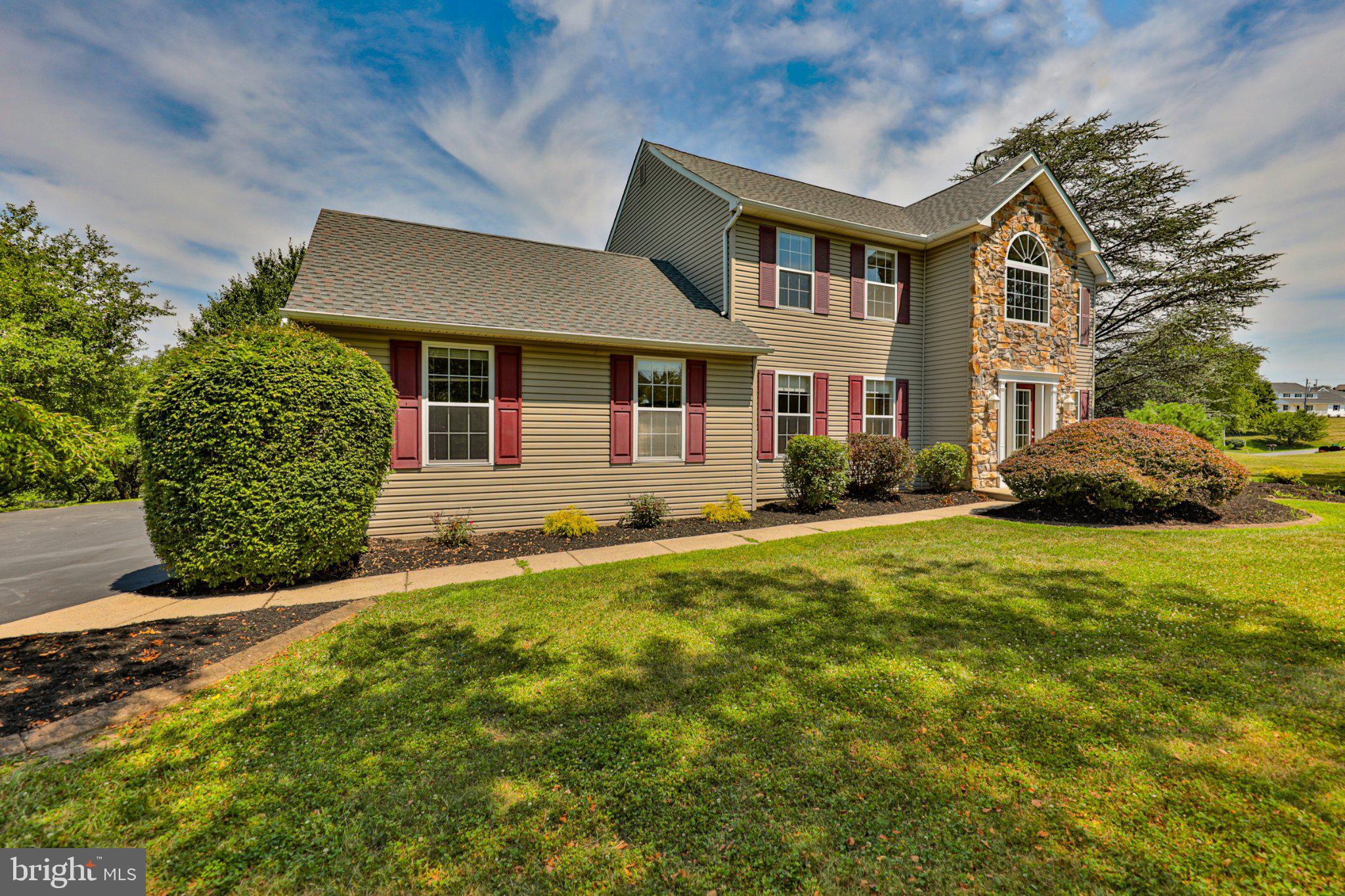 1639 ASHLEY COURT