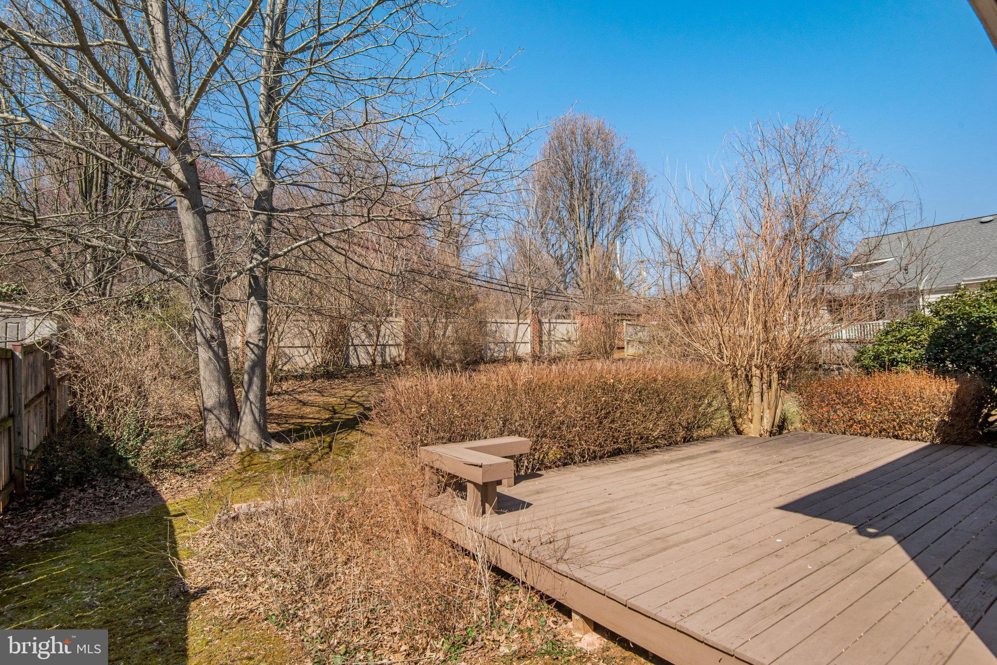 THE PINES - Residential