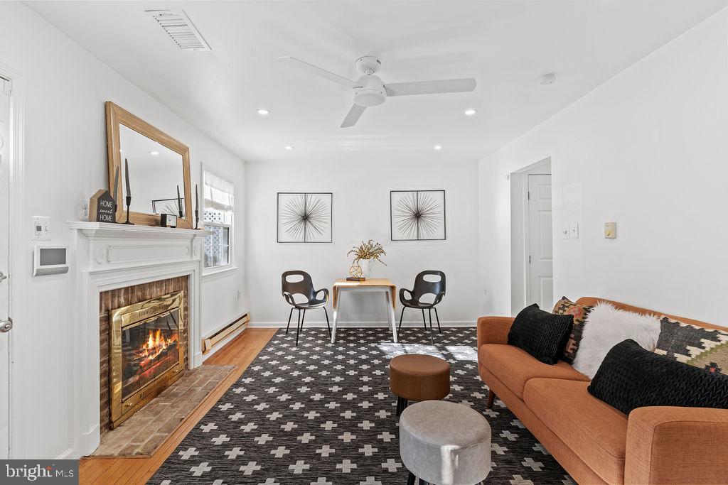 ROCK SPRING - Residential