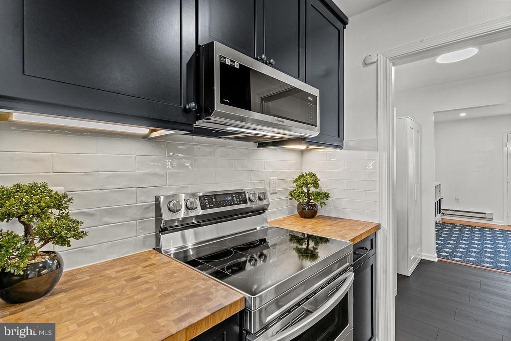 ROCK SPRING - Residential