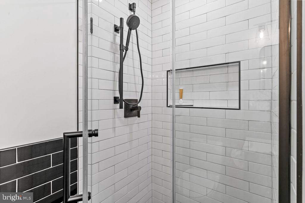 ROCK SPRING - Residential