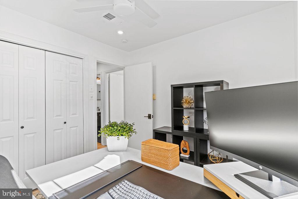 ROCK SPRING - Residential