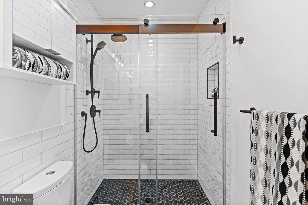 ROCK SPRING - Residential