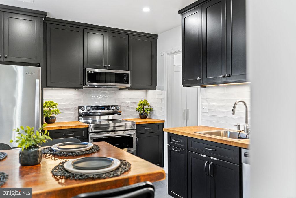 ROCK SPRING - Residential