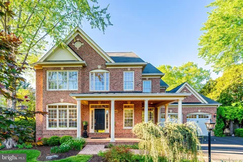 10002 Woodrow Street, Vienna, VA MLS: VAFX2221782