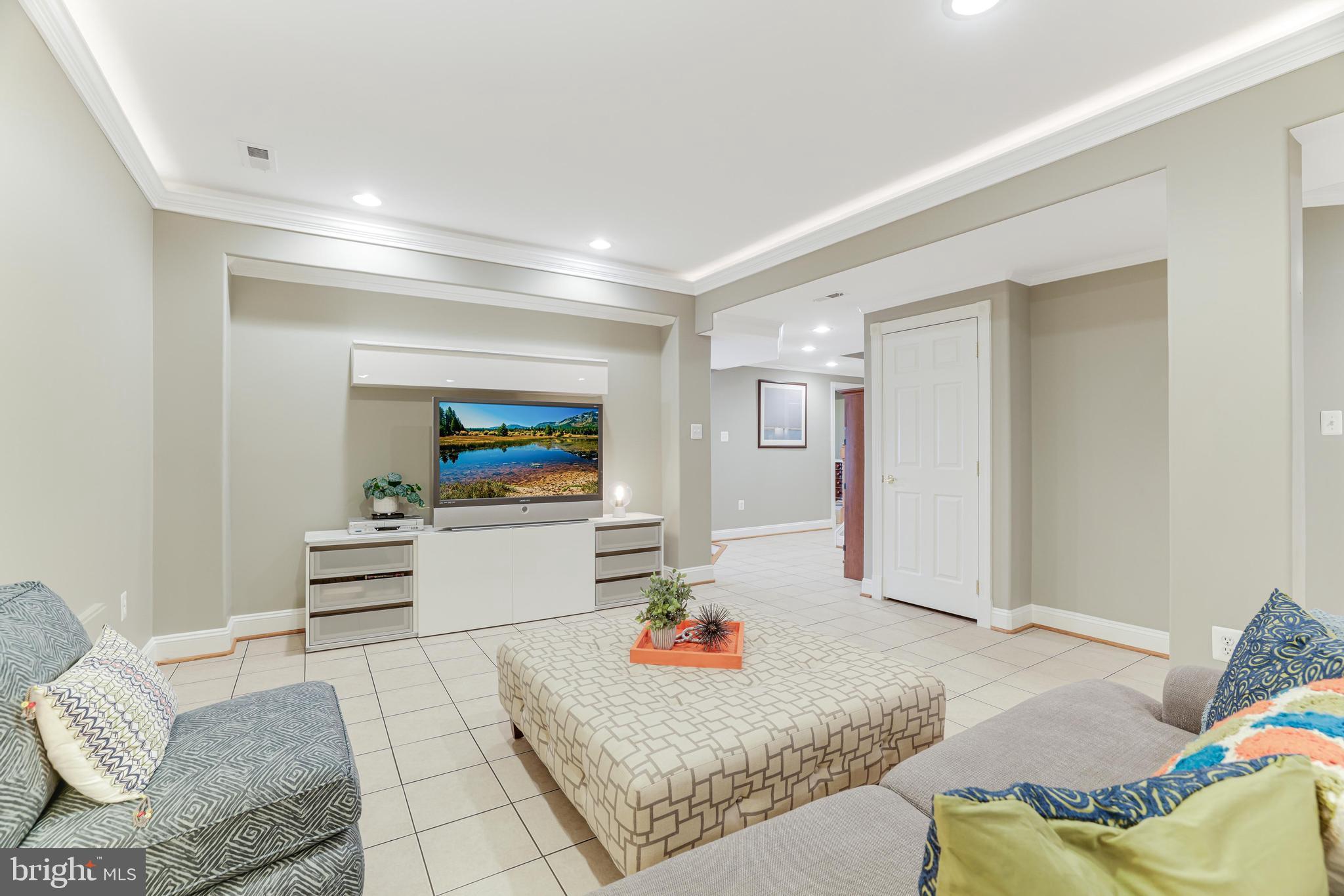 LITTLE VIENNA ESTATES - Residential