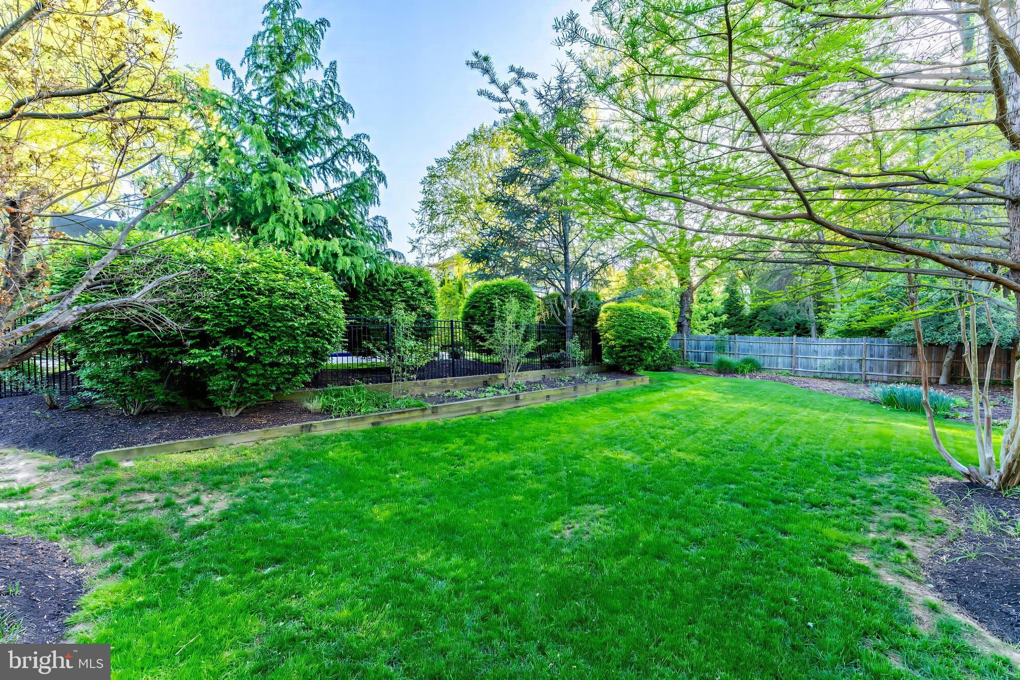 LITTLE VIENNA ESTATES - Residential